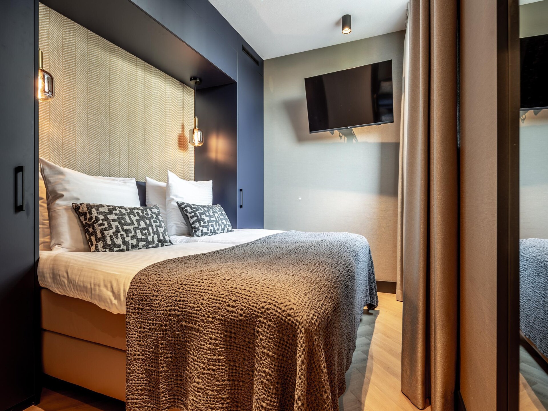 Stijlvol appartement Delft met tuin, airconditioning en werkplek - foto 10