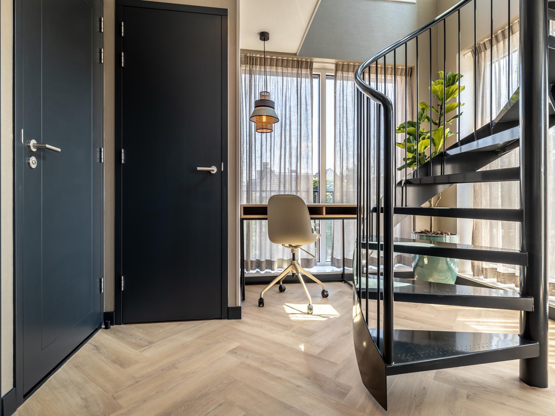 Licht appartement met balkon en uitzicht op Delft, 4 personen - foto 24