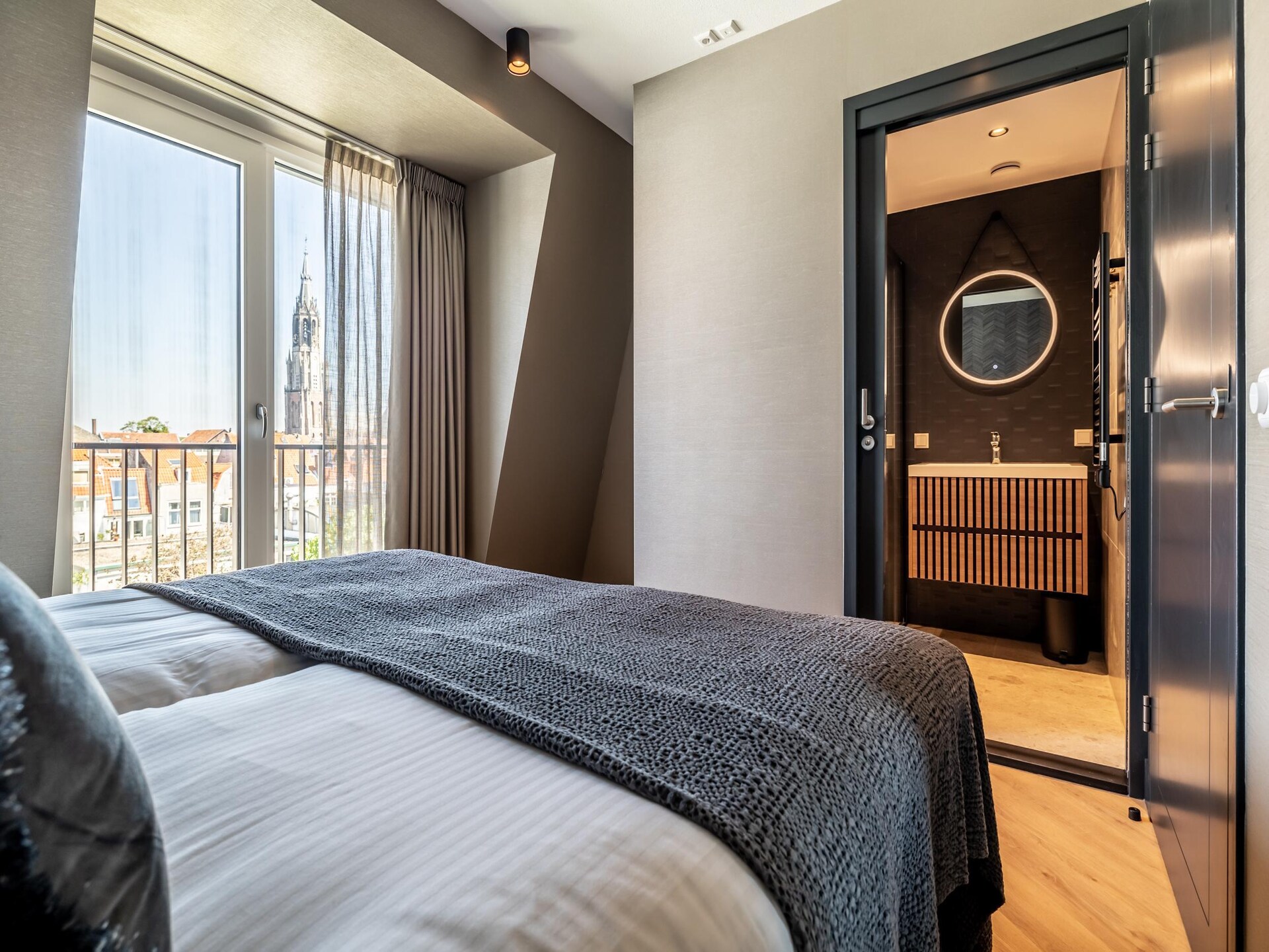 Stijlvol appartement met privé dakterras en uitzicht over Delft - foto 19