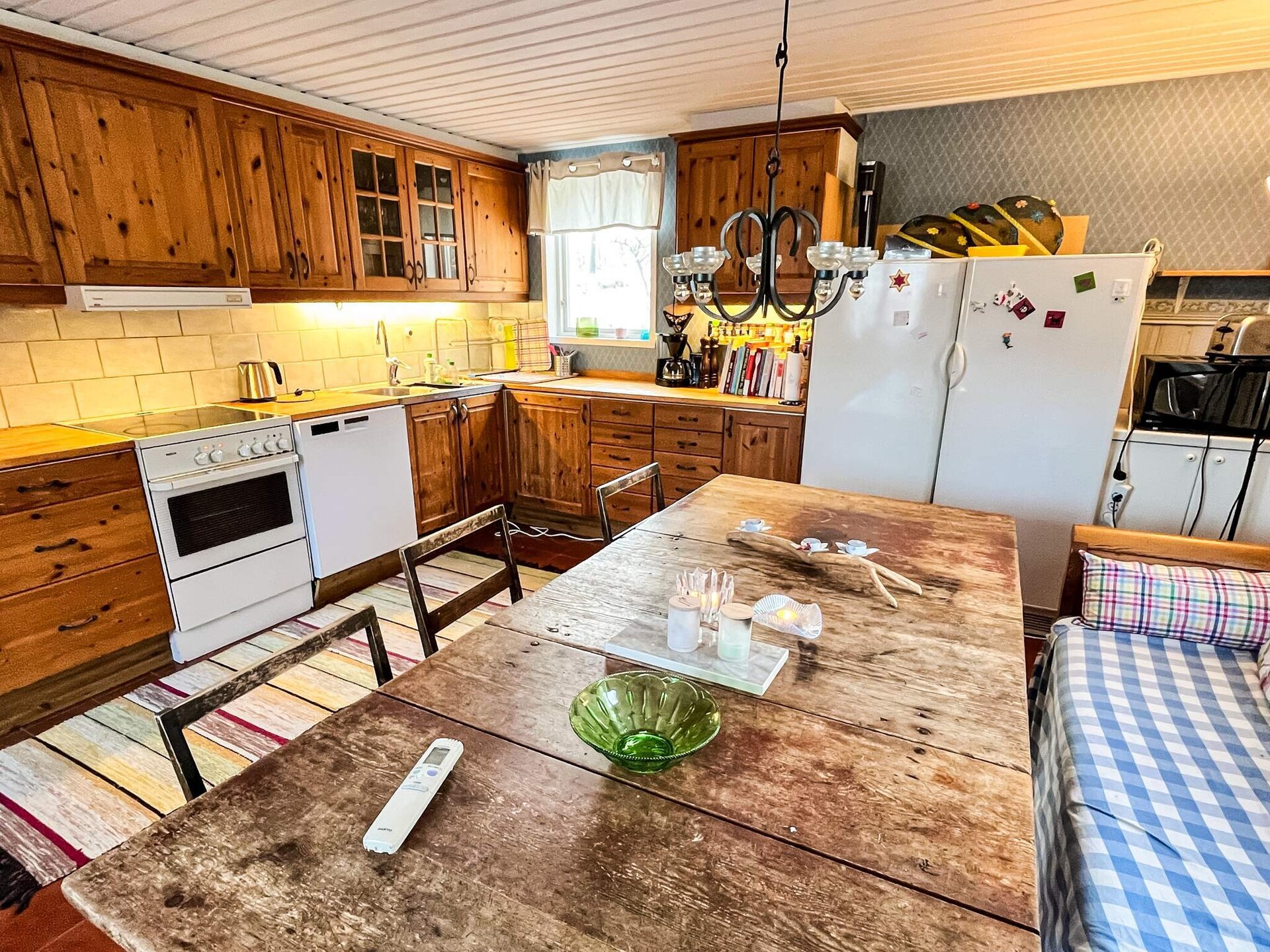 Vakantiehuis nabij centrum Åmmeberg aan het meer Åmmelången - foto 12