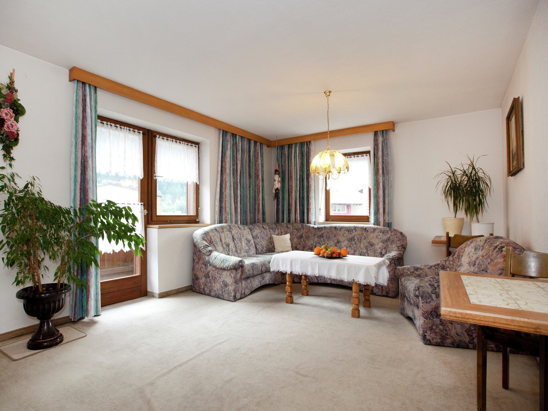 Op 1,0 km van centrum: Ruim appartement aan de piste in Pettneu - foto 5