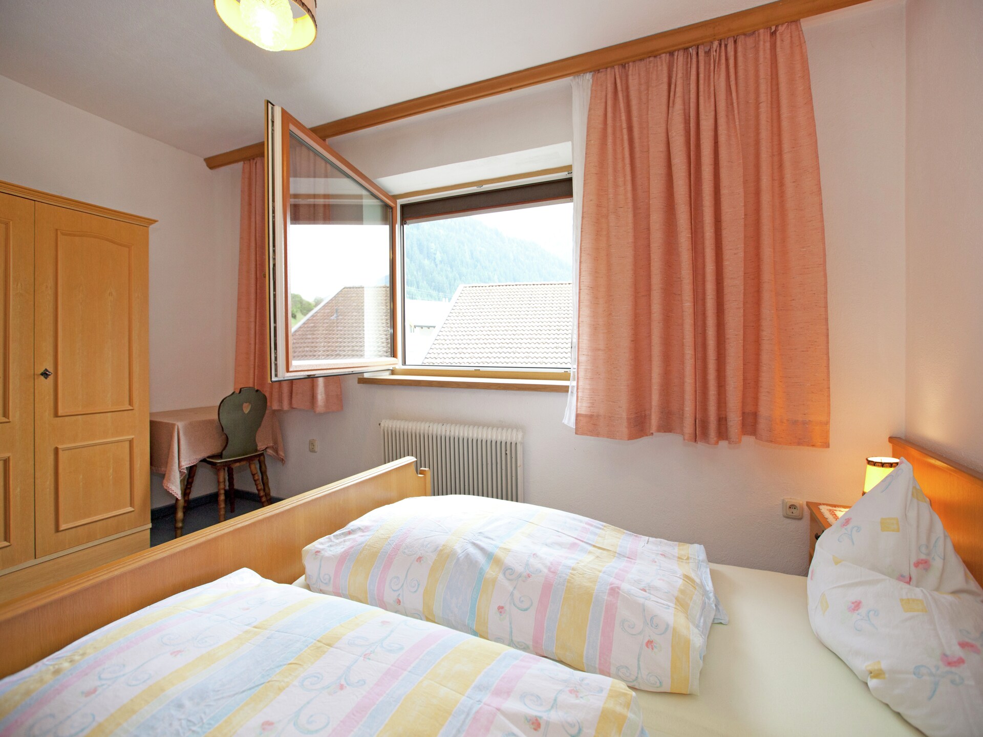 Op 1,0 km van centrum: Ruim appartement aan de piste in Pettneu - foto 13