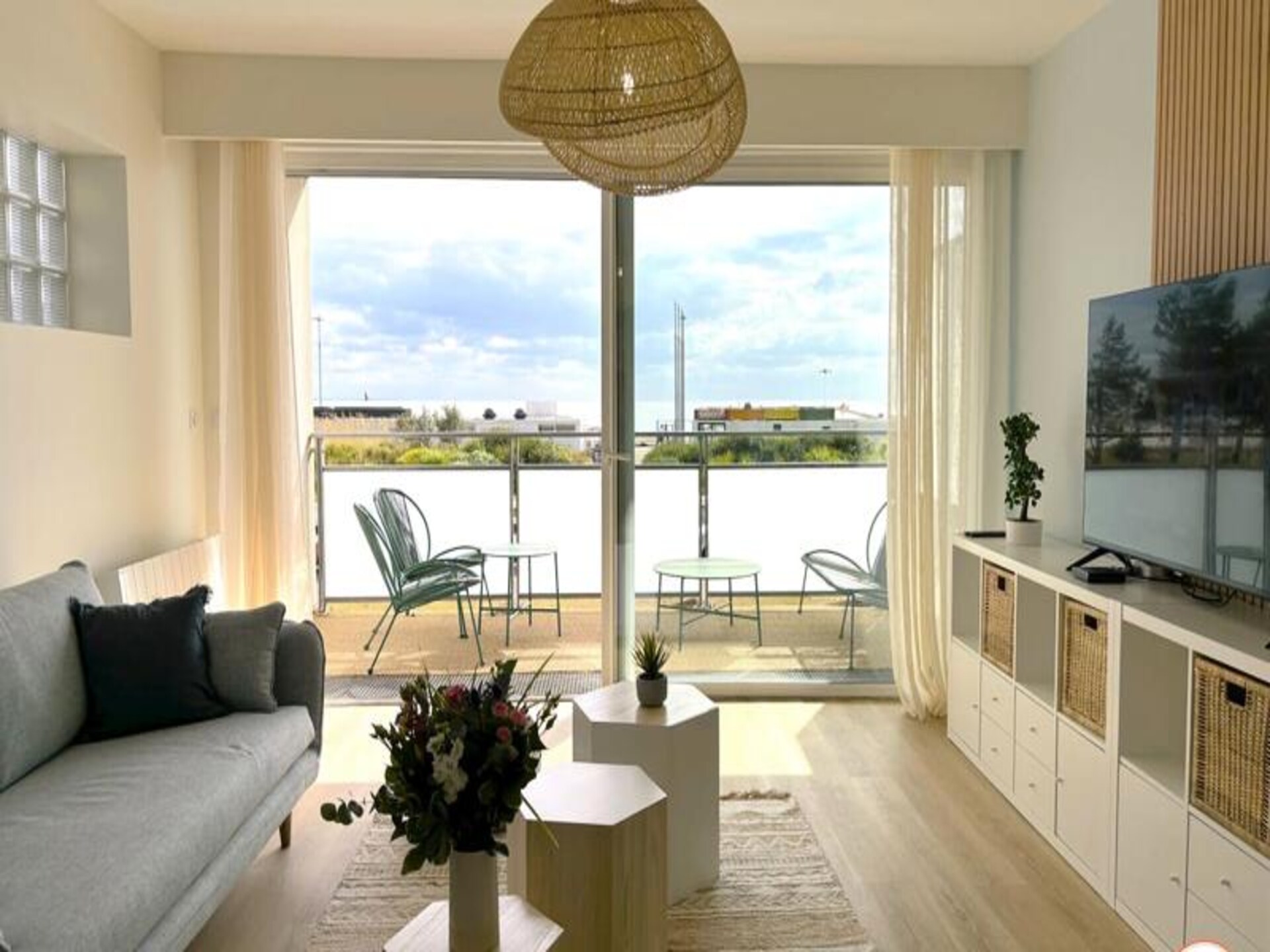 Le Bord De Mer: stijlvol appartement met zeezicht en terras in Le Havre - foto 2