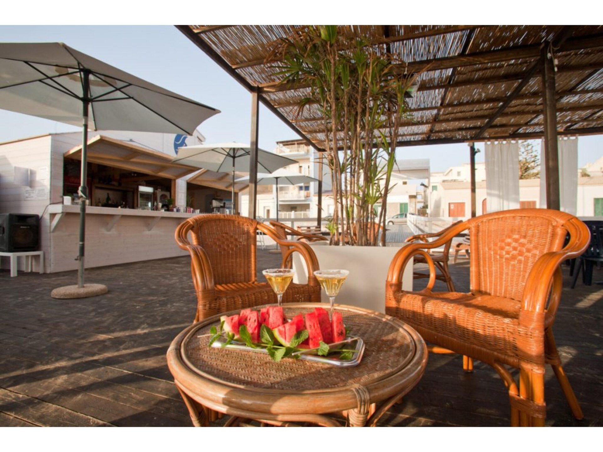 Licht appartement voor 3 op Sicilië met zwembaden en strandservice - foto 23