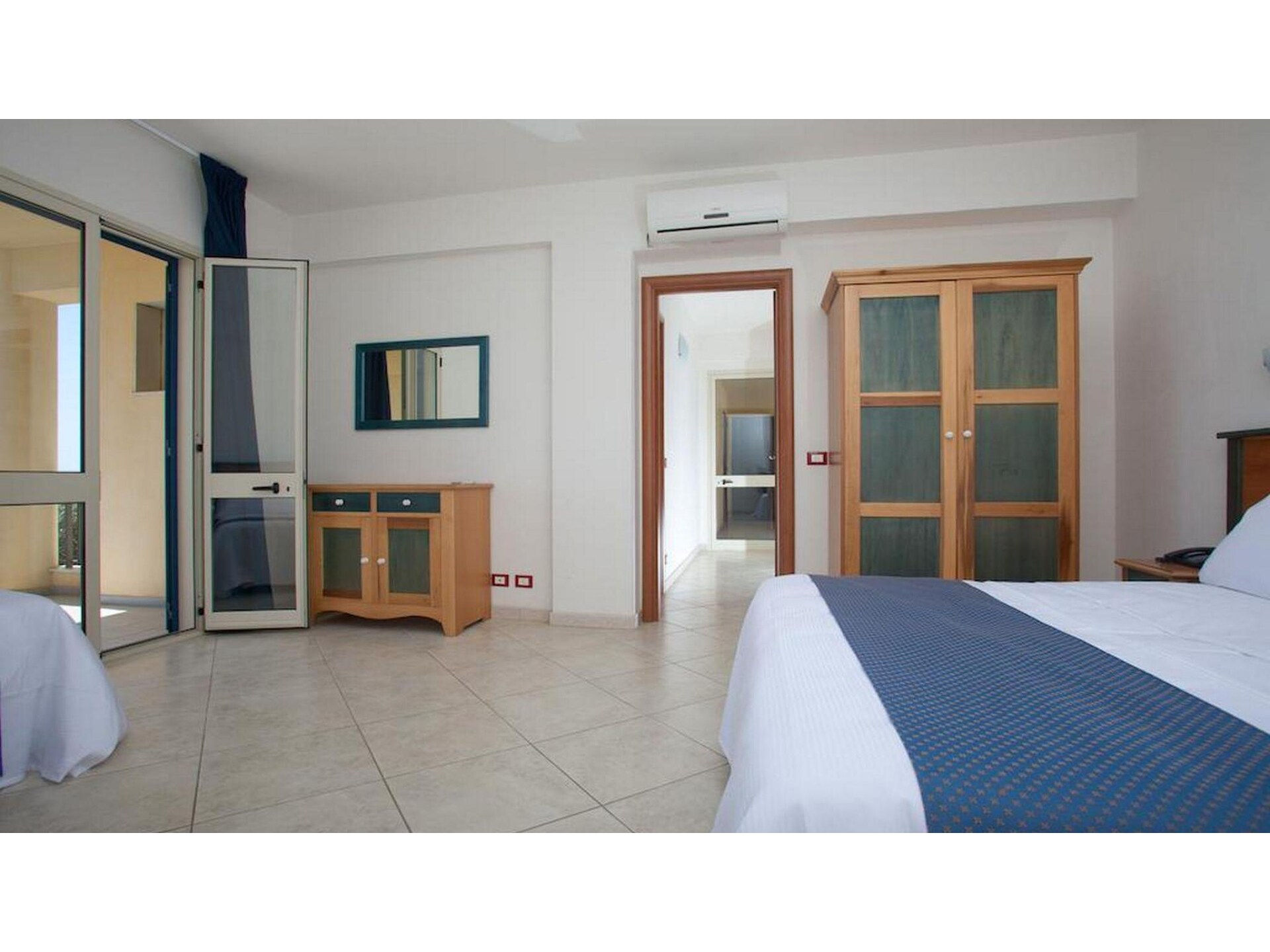 Licht appartement voor 3 op Sicilië met zwembaden en strandservice - foto 5