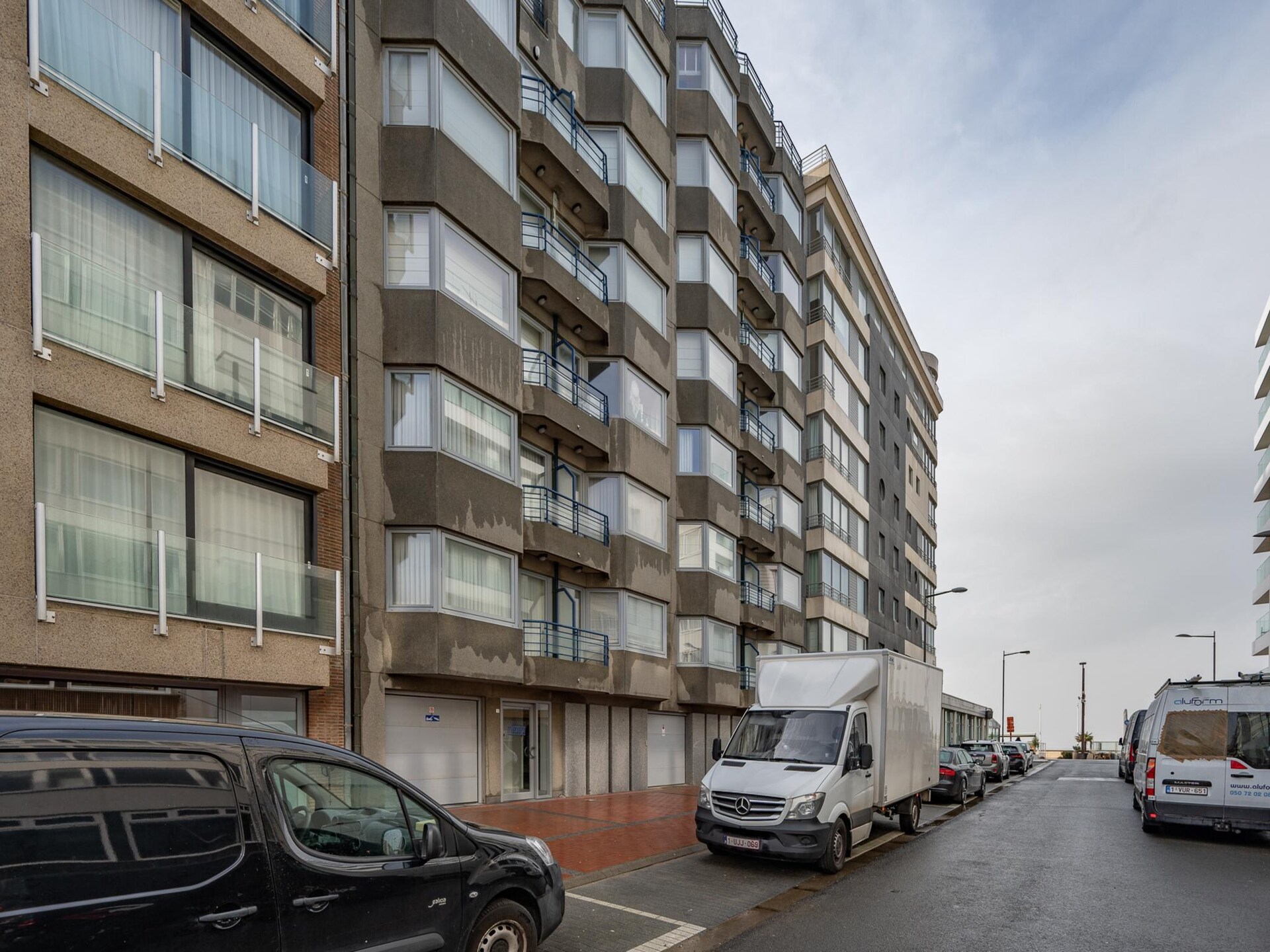 Zonnig appartement op de 3e verdieping met garage, vlakbij Rubensplein en Zeedijk - foto 4