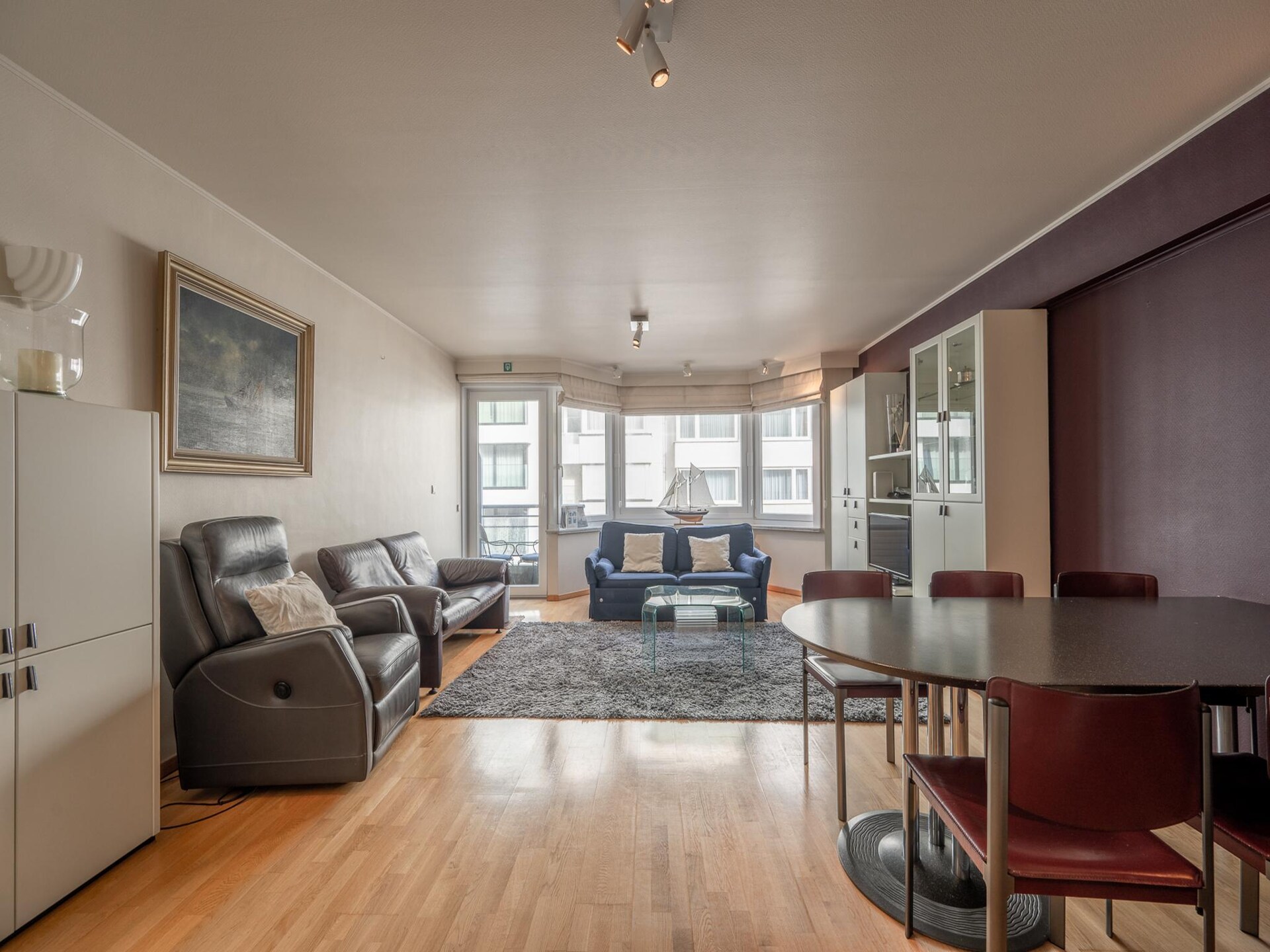 Zonnig appartement op de 3e verdieping met garage, vlakbij Rubensplein en Zeedijk - foto 1