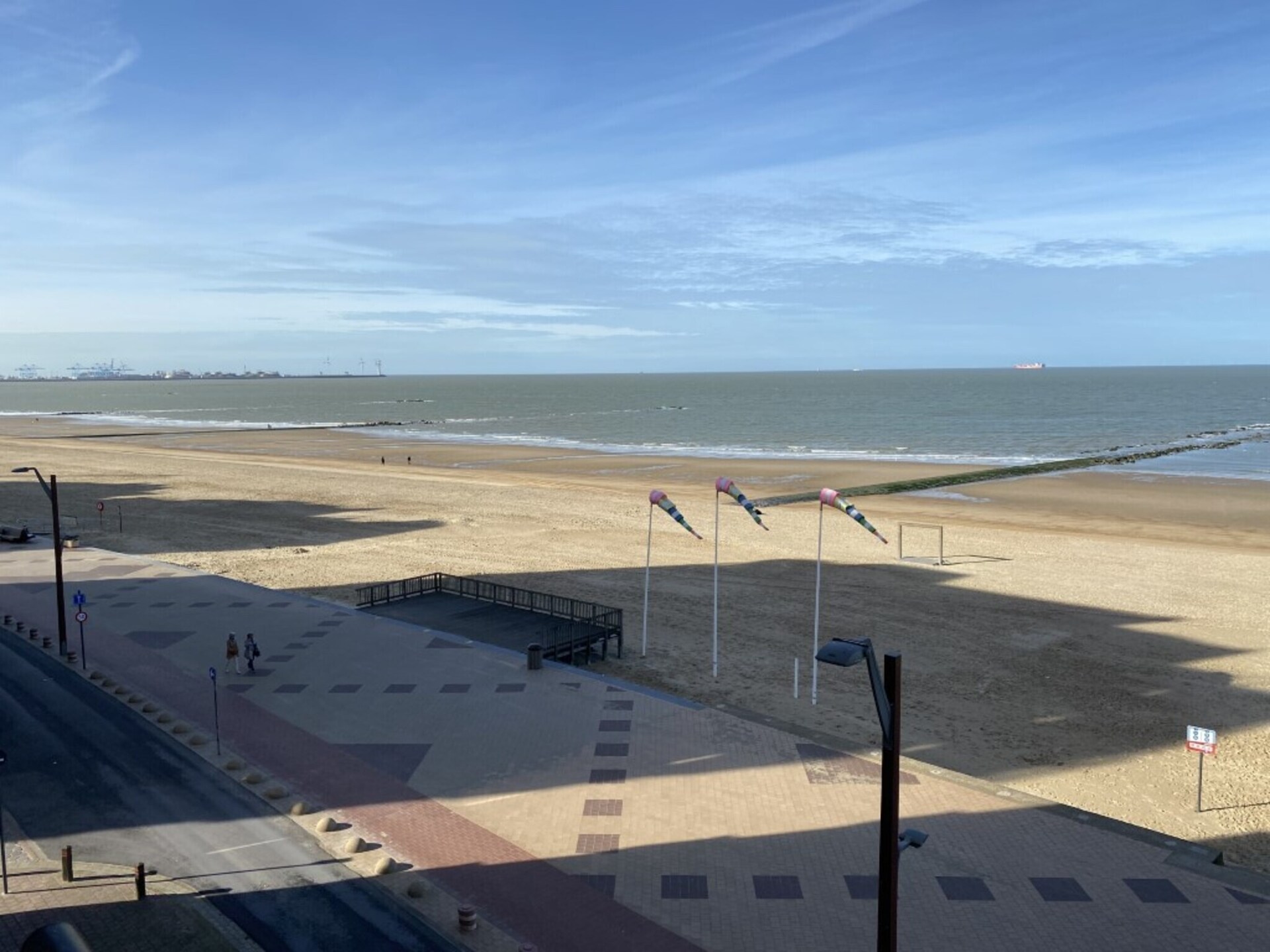 Knusse studio met panoramisch zeezicht op de Zeedijk van Knokke - foto 8