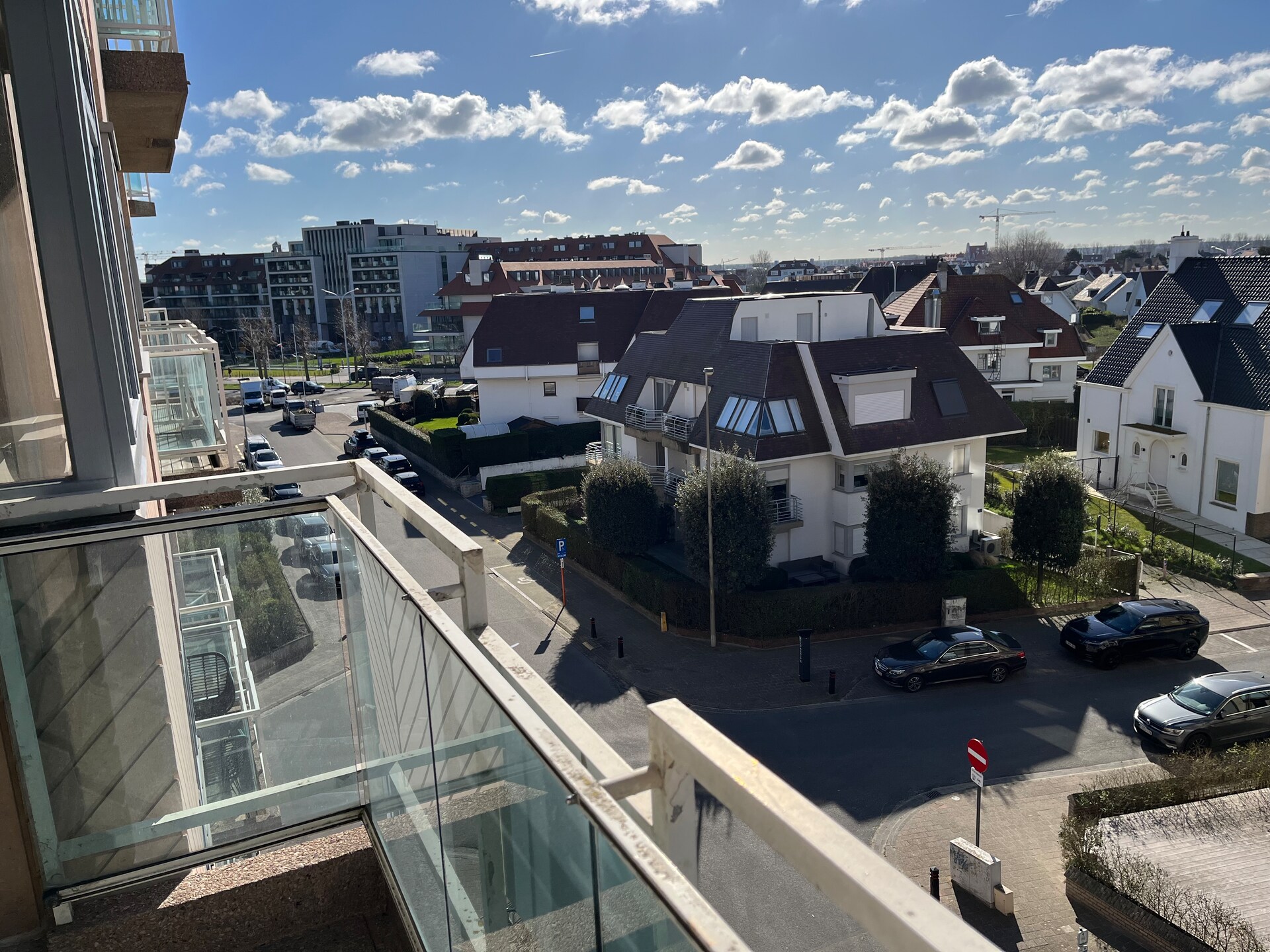 Modern appartement aan zee in Knokke-Heist met 2 slaapkamers - foto 4