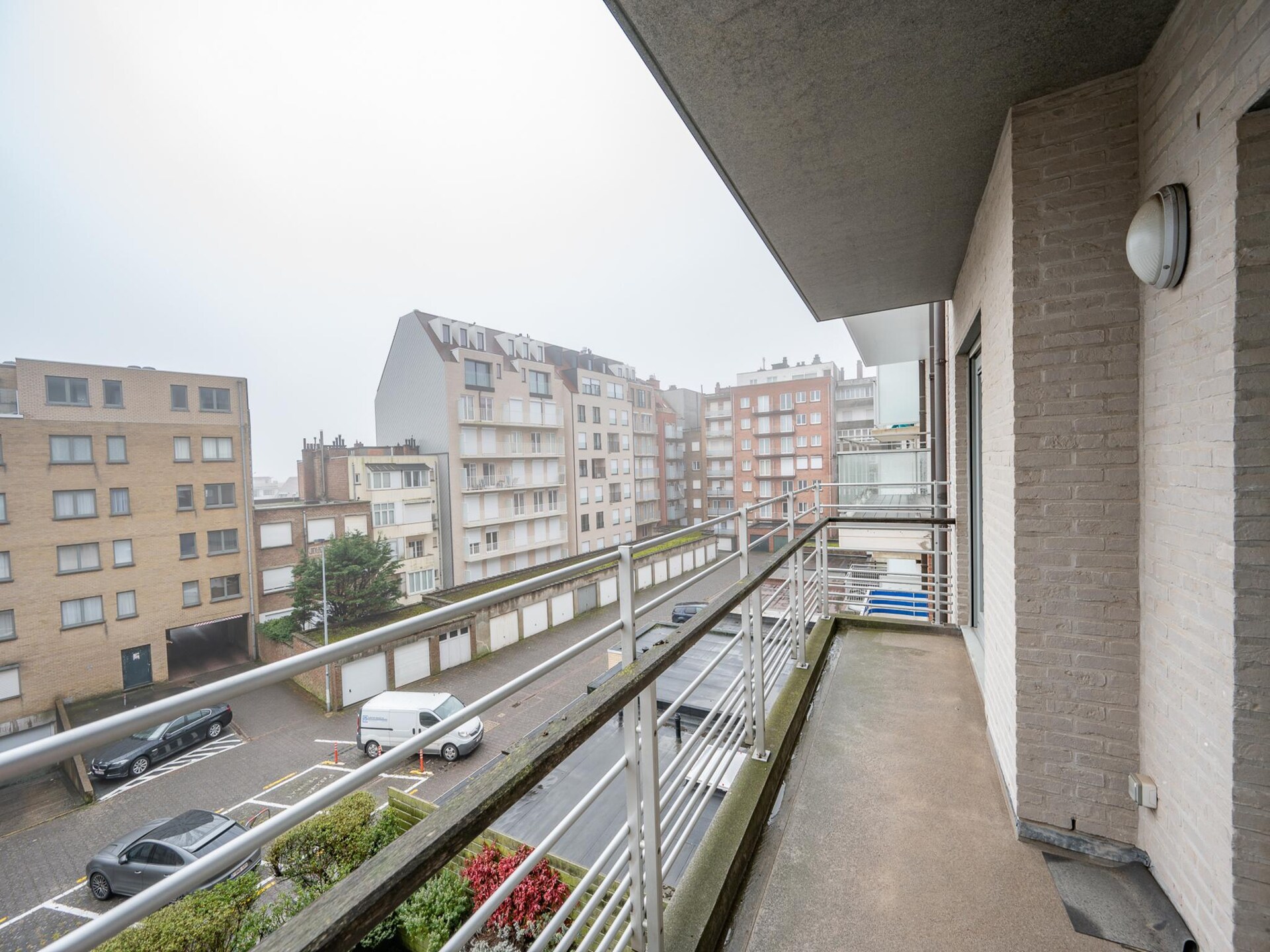Licht appartement voor 6 personen met 3 balkons nabij de kust van Knokke-Heist - foto 11
