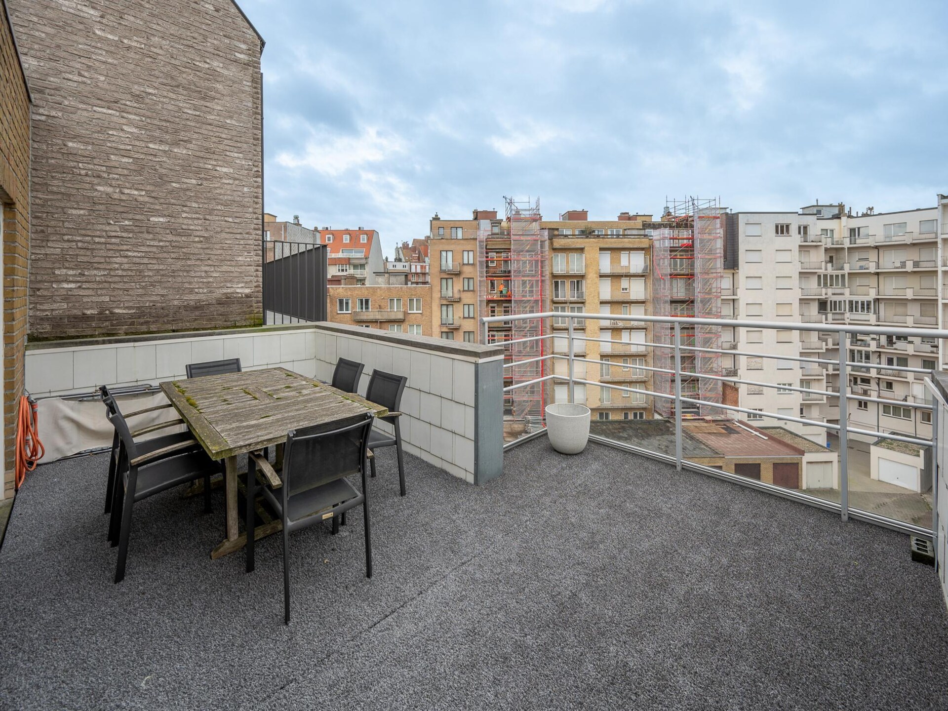 Stijlvol appartement met 2 terrassen tussen Casino en Rubensplein in Knokke - foto 11
