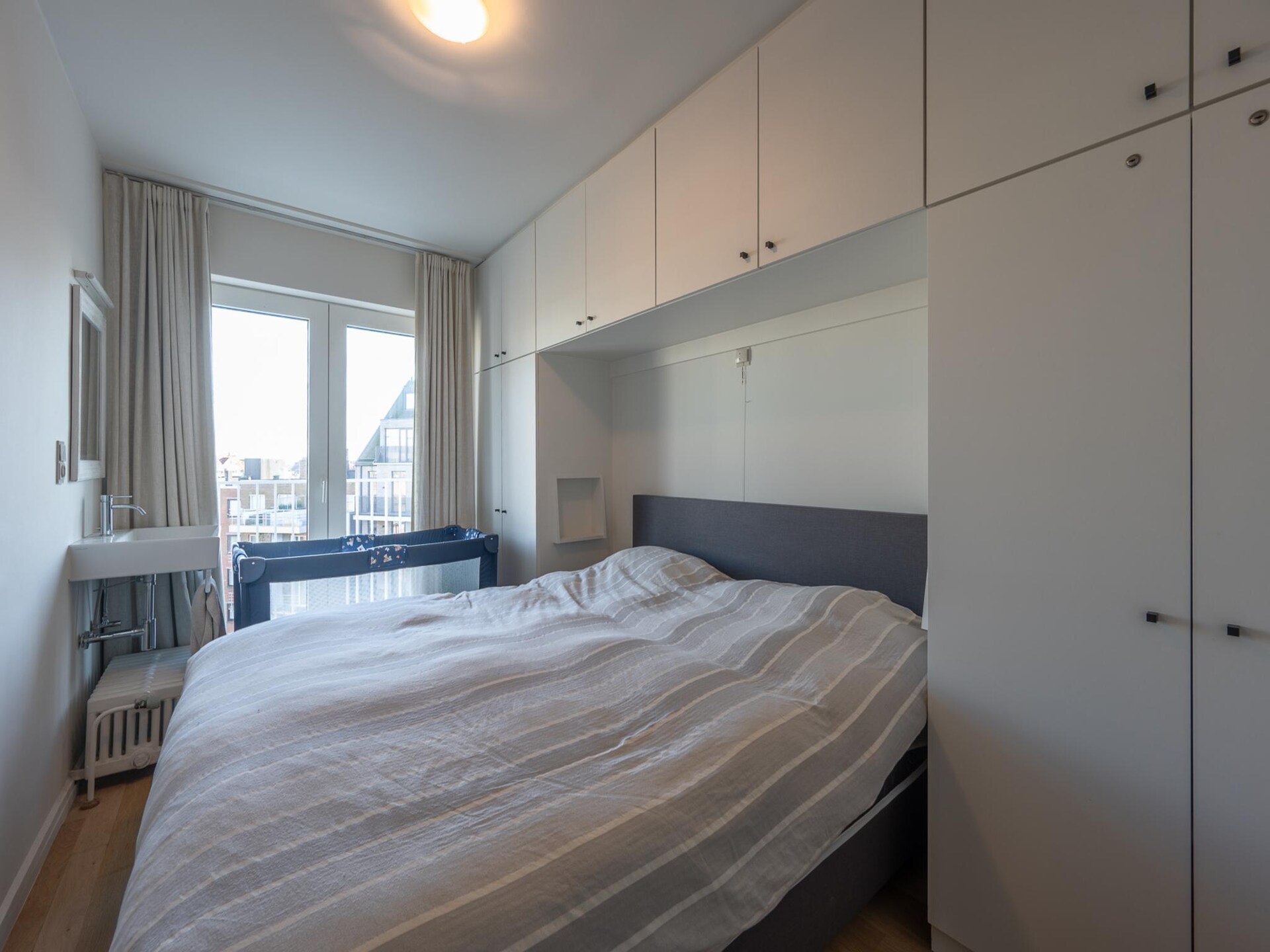 Licht appartement op 6e verdieping met terras, vlakbij strand en casino - foto 9