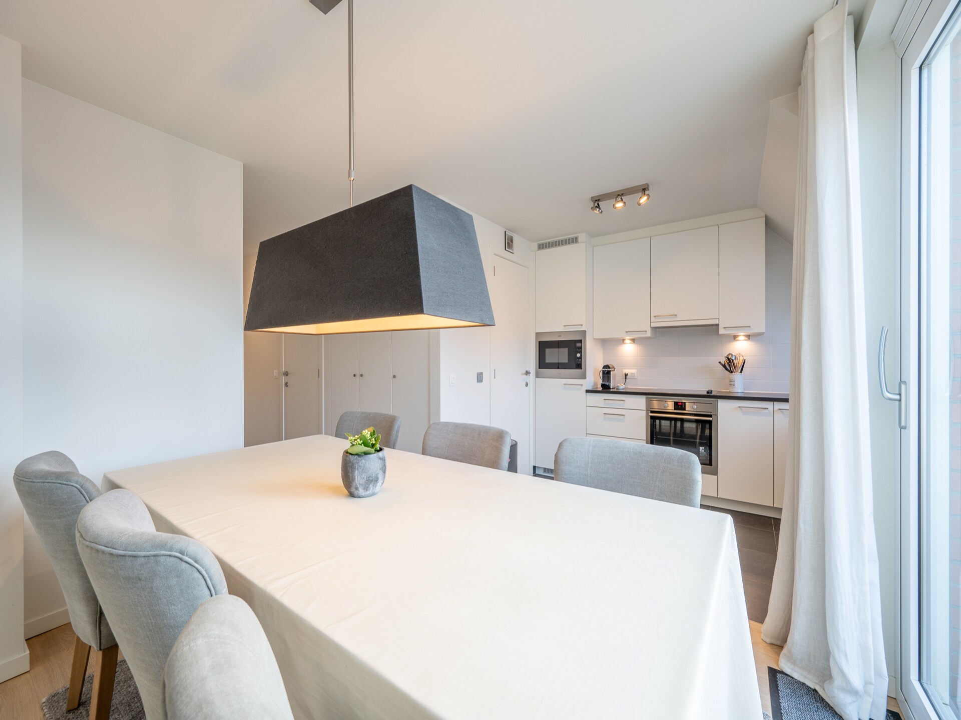 Zonnig 6-persoons appartement met dubbel terras in Knokke-Heist - foto 8