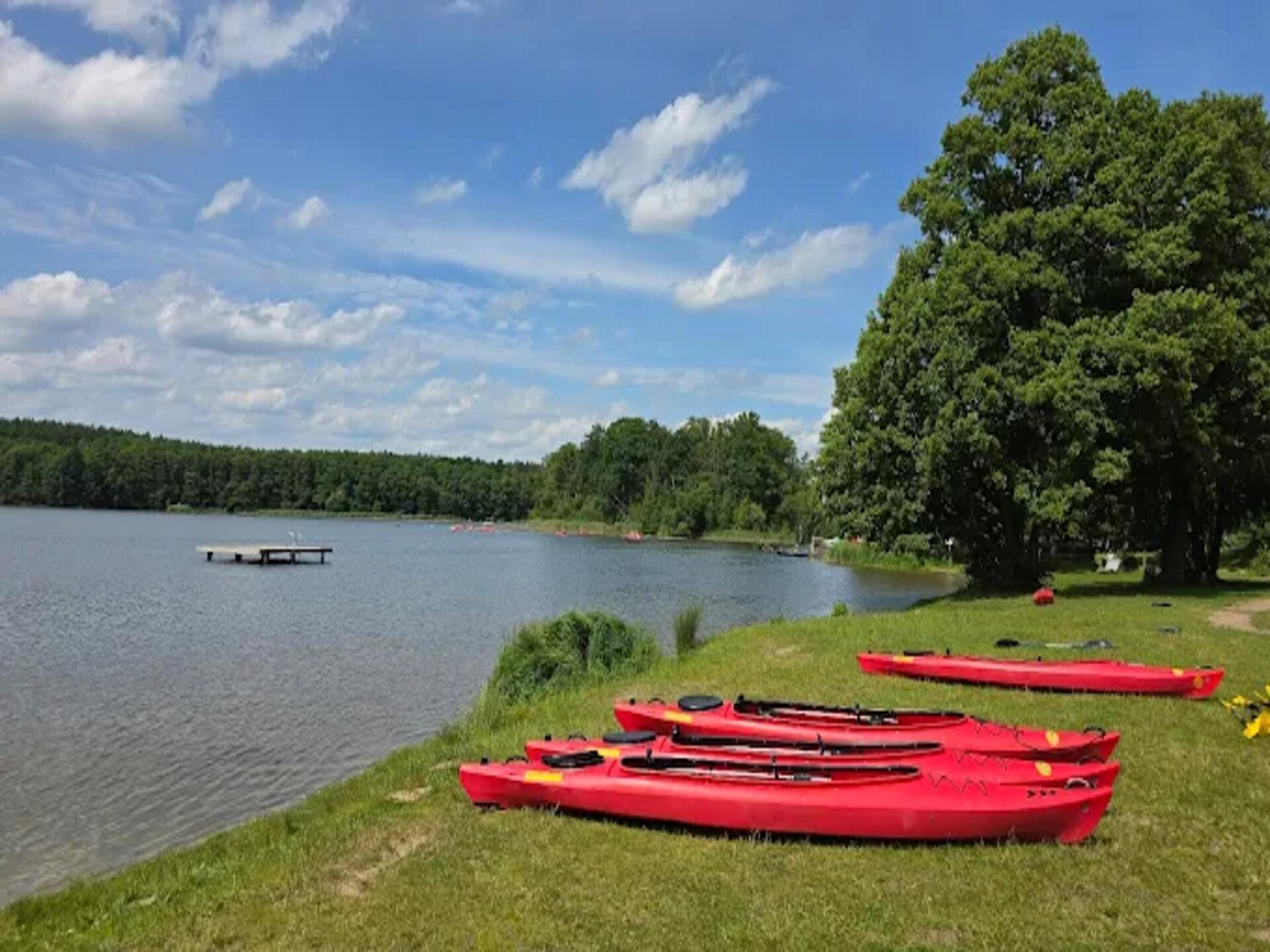 Vrijstaand vakantiehuis aan het Granzower Meer met tuin - foto 26