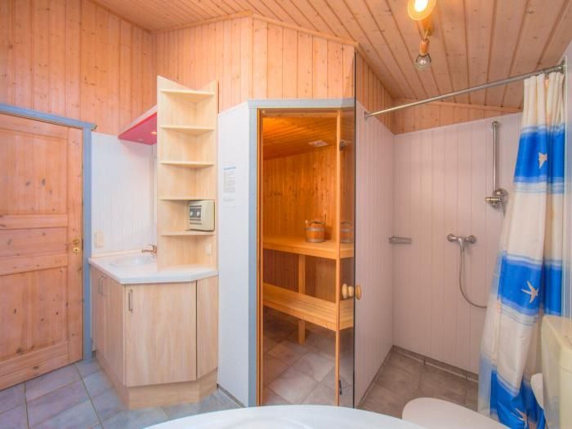 Ferienhaus Seeschwalbe-50: Vakantiehuis aan de Müritz met eigen strand - foto 9