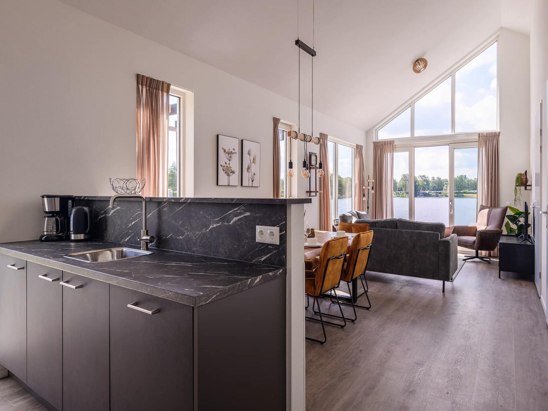 Moderne gelijkvloerse villa aan het water in Nationaal Park Drentsche Aa - foto 7