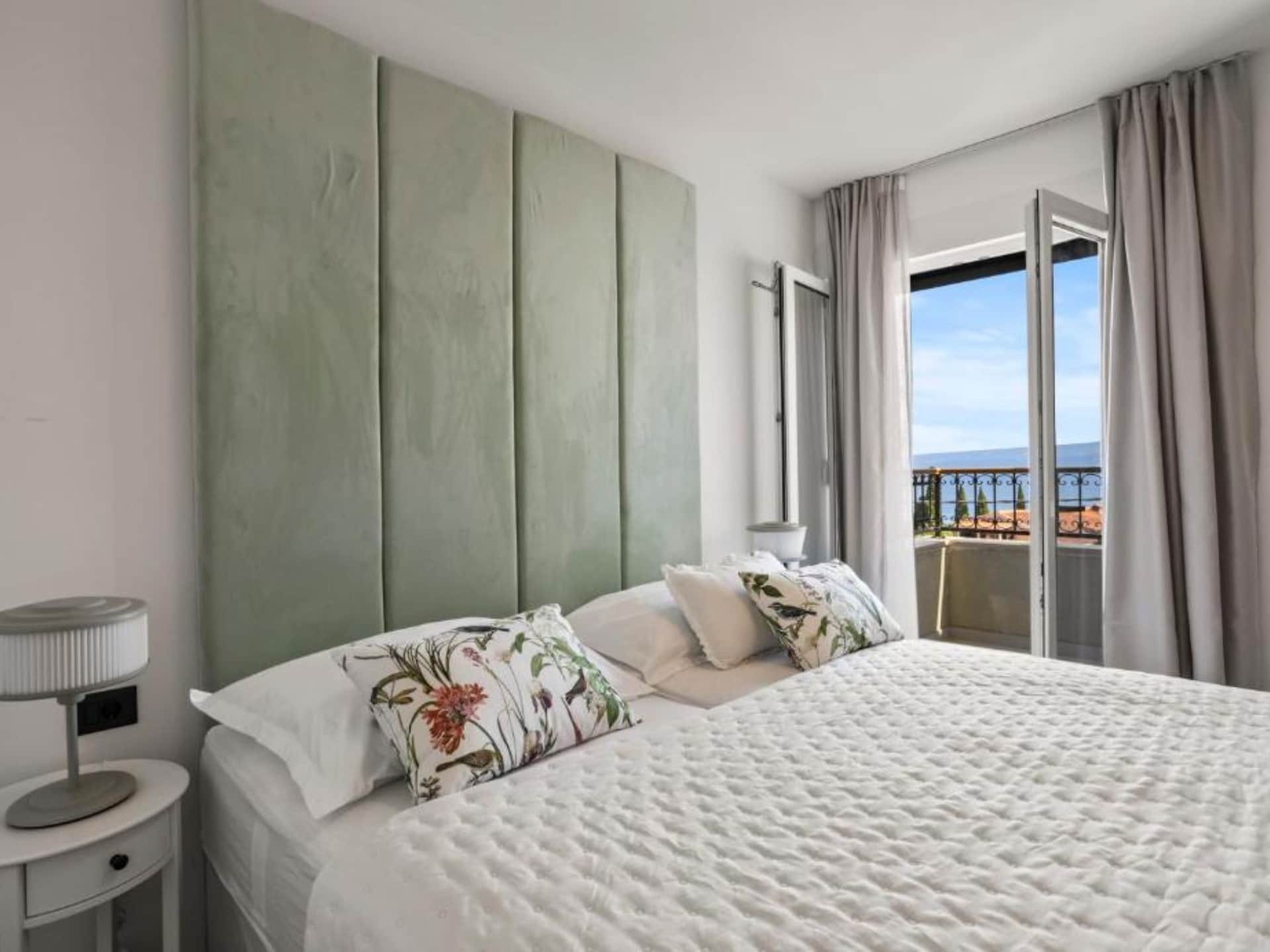 Penthouse Duće: Luxe appartement aan zee voor 6 personen - foto 9