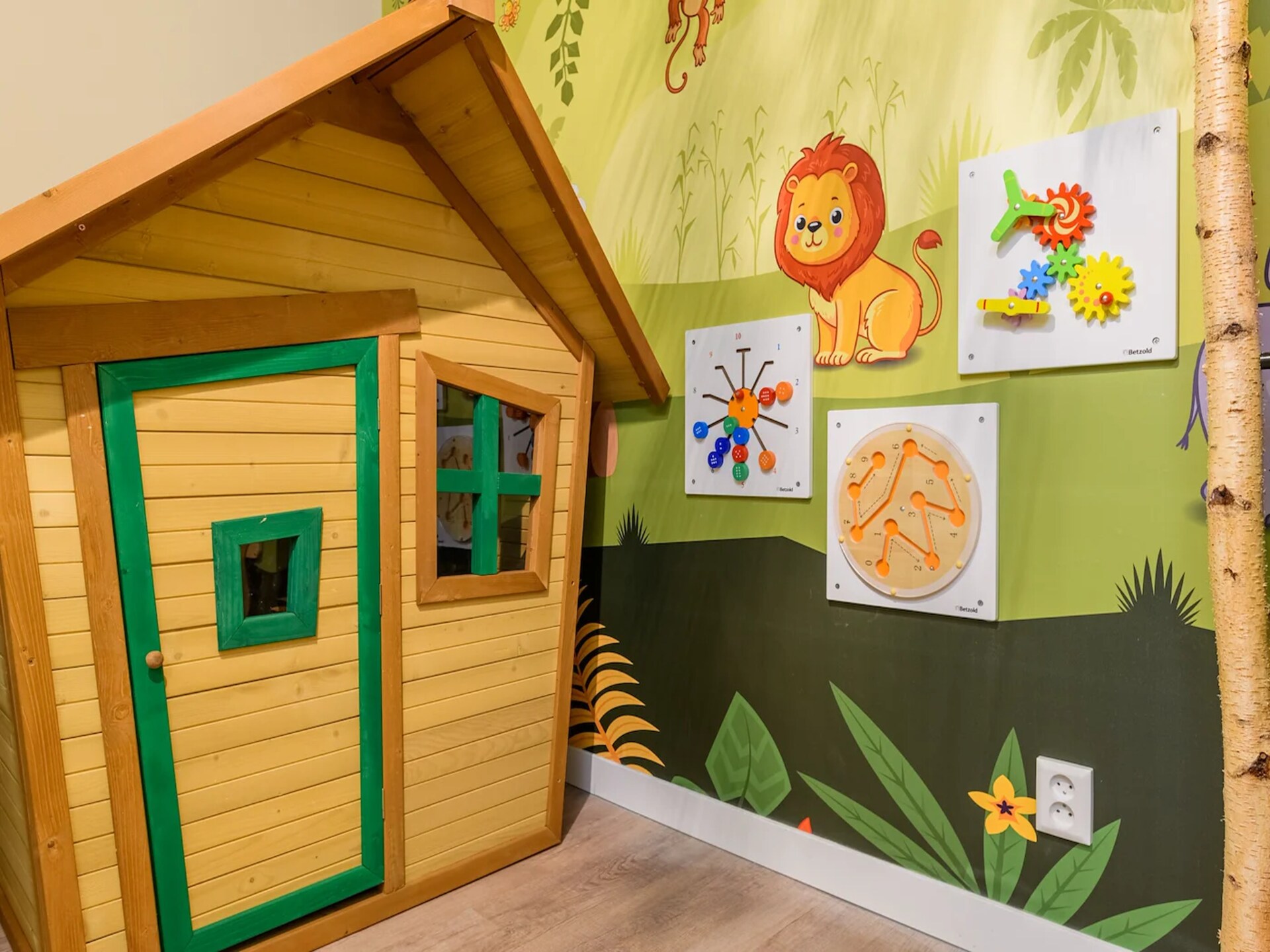 Senno 4: Magisch familieappartement met junglethema en bubbelbad - foto 8