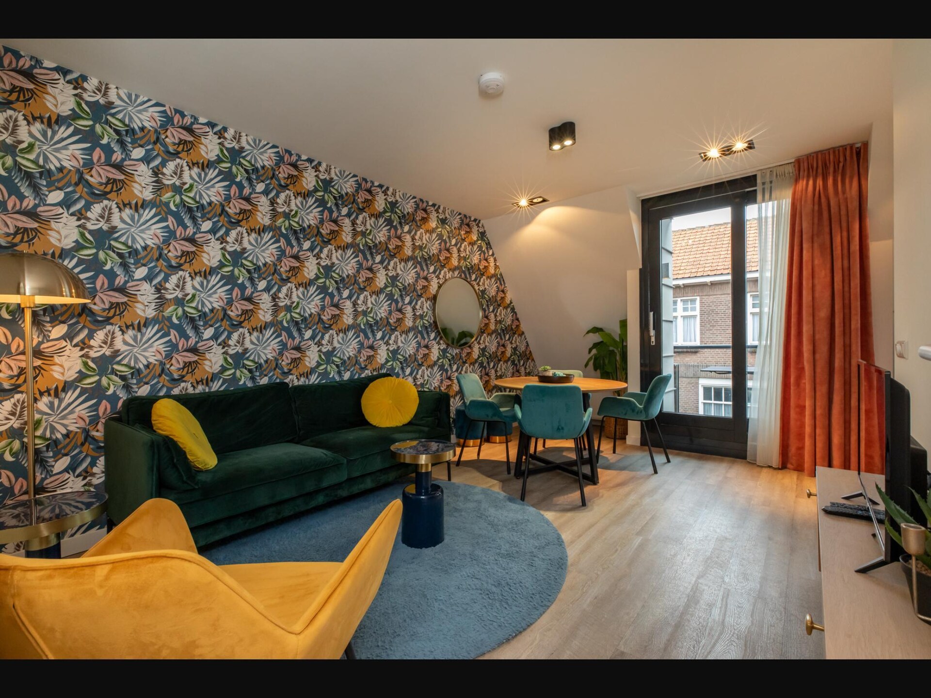 Kleurrijk appartement aan de Langstraat, 100m van strand Zoutelande - foto 9