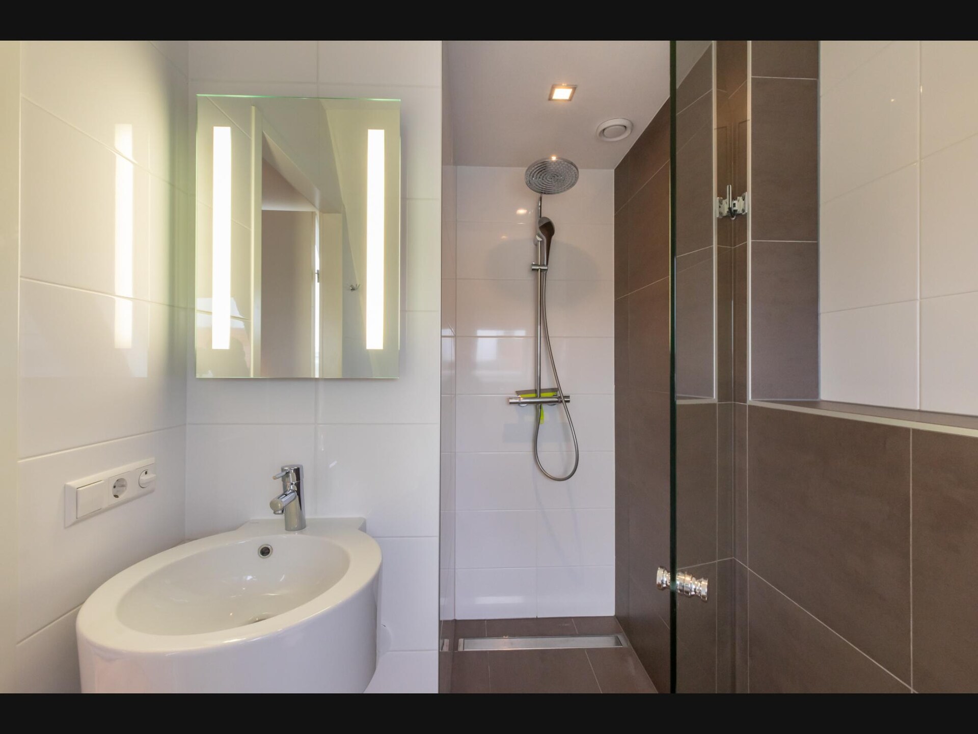 Licht studio-appartement op 100m van het strand van Zoutelande - foto 11