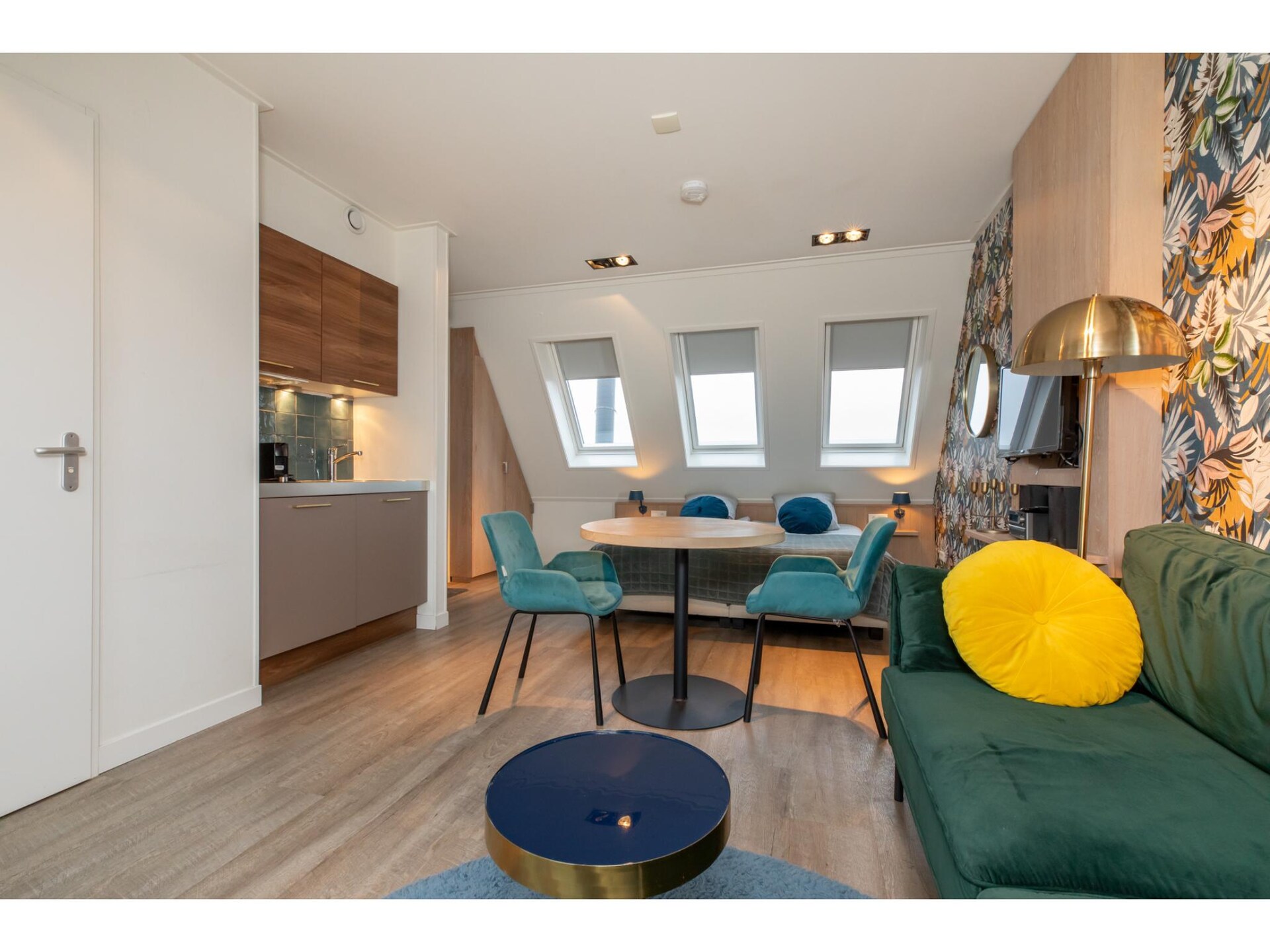 Licht studio-appartement in hartje Zoutelande, 200m van het strand - foto 10