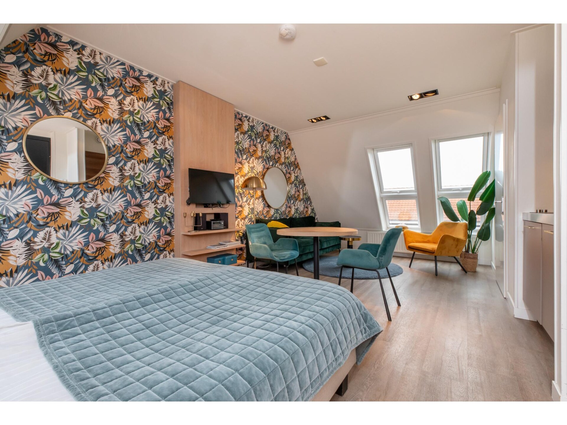 Licht studio-appartement in hartje Zoutelande, 200m van het strand - foto 8