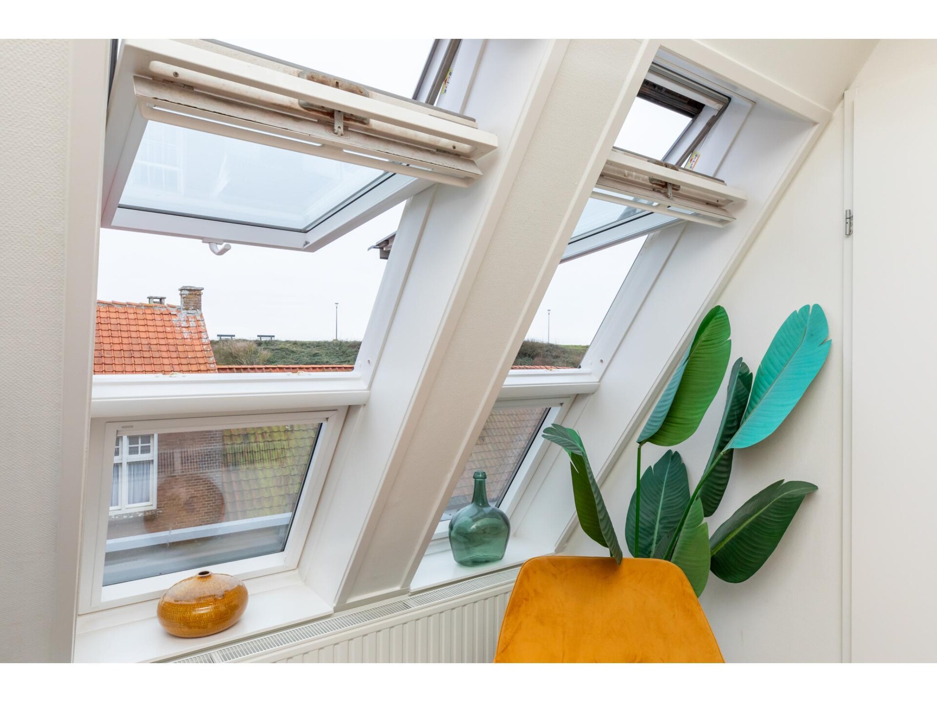 Licht studio-appartement in hartje Zoutelande, 200m van het strand - foto 7