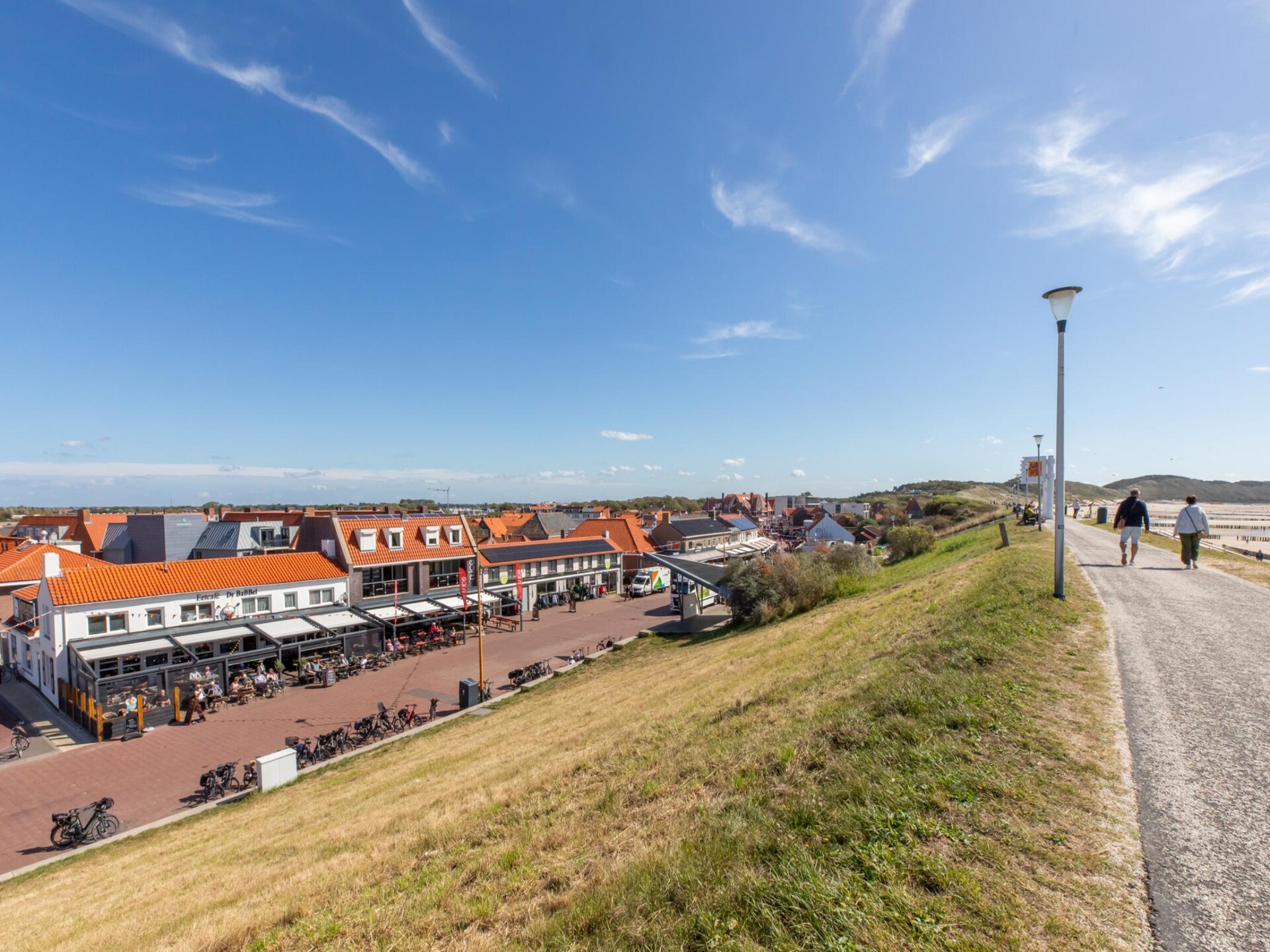 Licht studio-appartement in hartje Zoutelande, 200m van het strand - foto 39