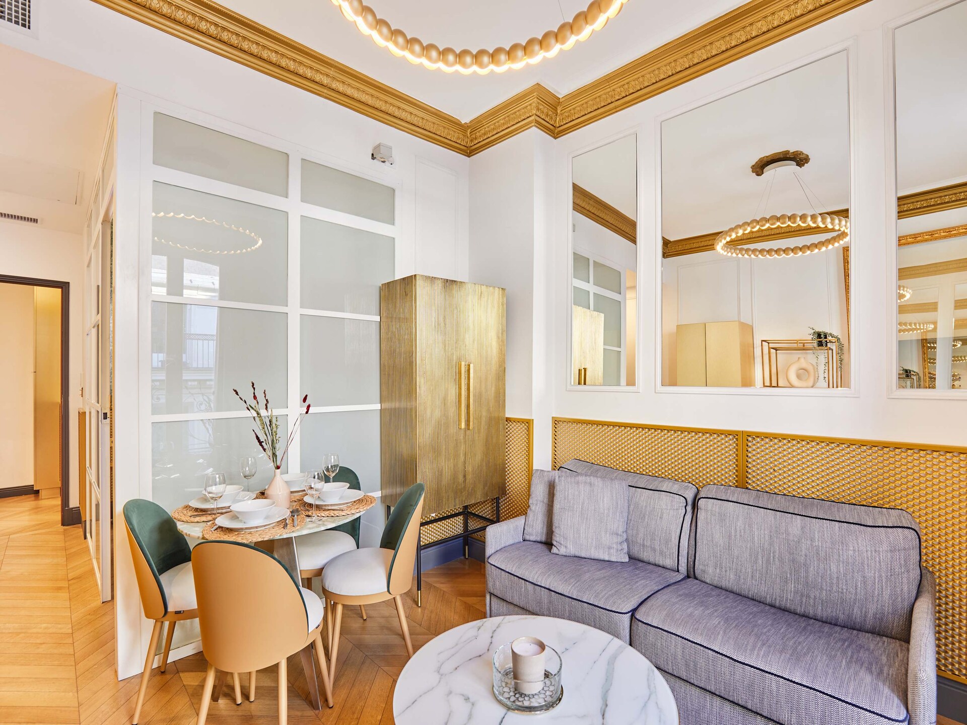 Chic appartement met airco tussen Champs-Élysées en Faubourg Saint-Honoré - foto 9
