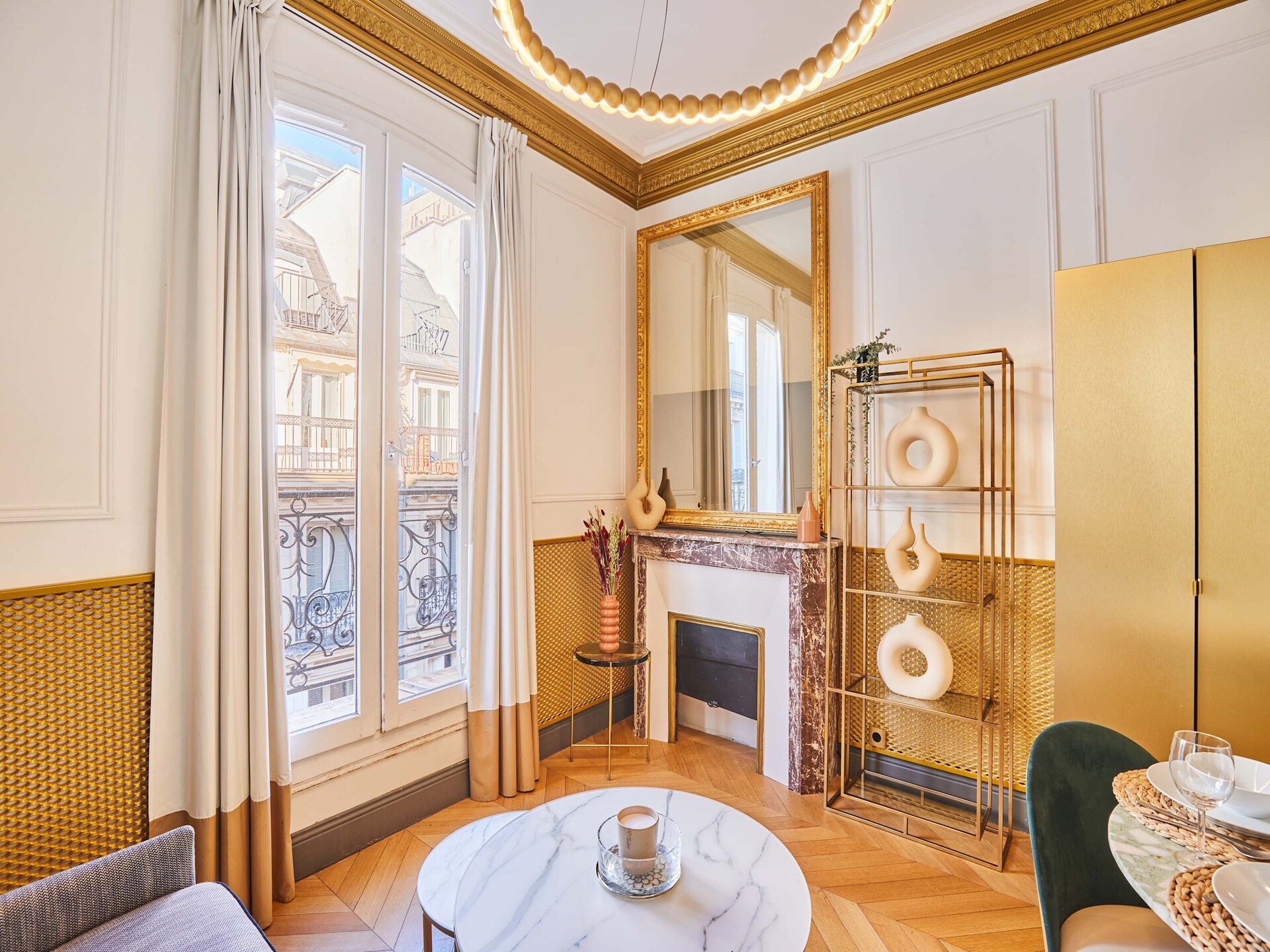 Chic appartement met airco tussen Champs-Élysées en Faubourg Saint-Honoré - foto 10