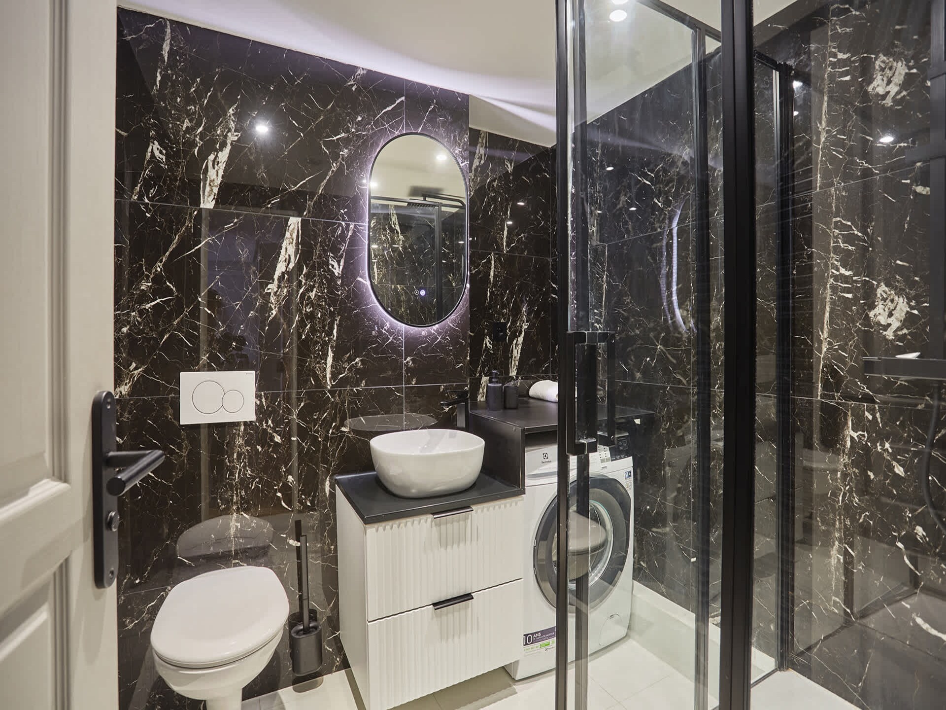 Stijlvol appartement voor 6 bij de Eiffeltoren, Parijs 1049 - foto 21