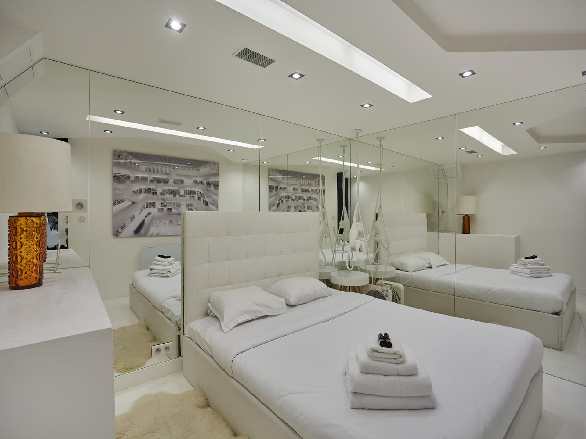 Stijlvol Triplex Appartement met Terras & Bioscoopzaal in het Hart van de Marais - foto 21