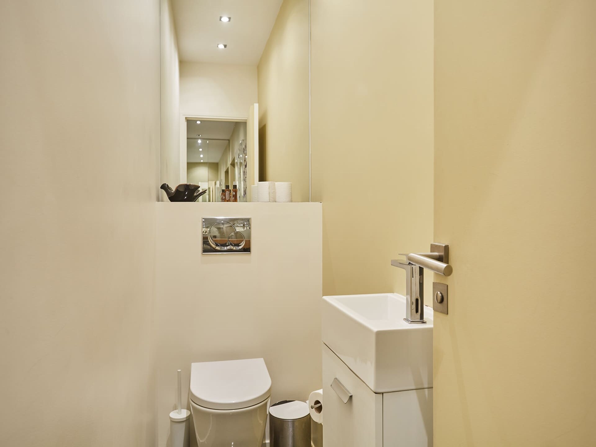 Stijlvol Triplex Appartement met Terras & Bioscoopzaal in het Hart van de Marais - foto 40