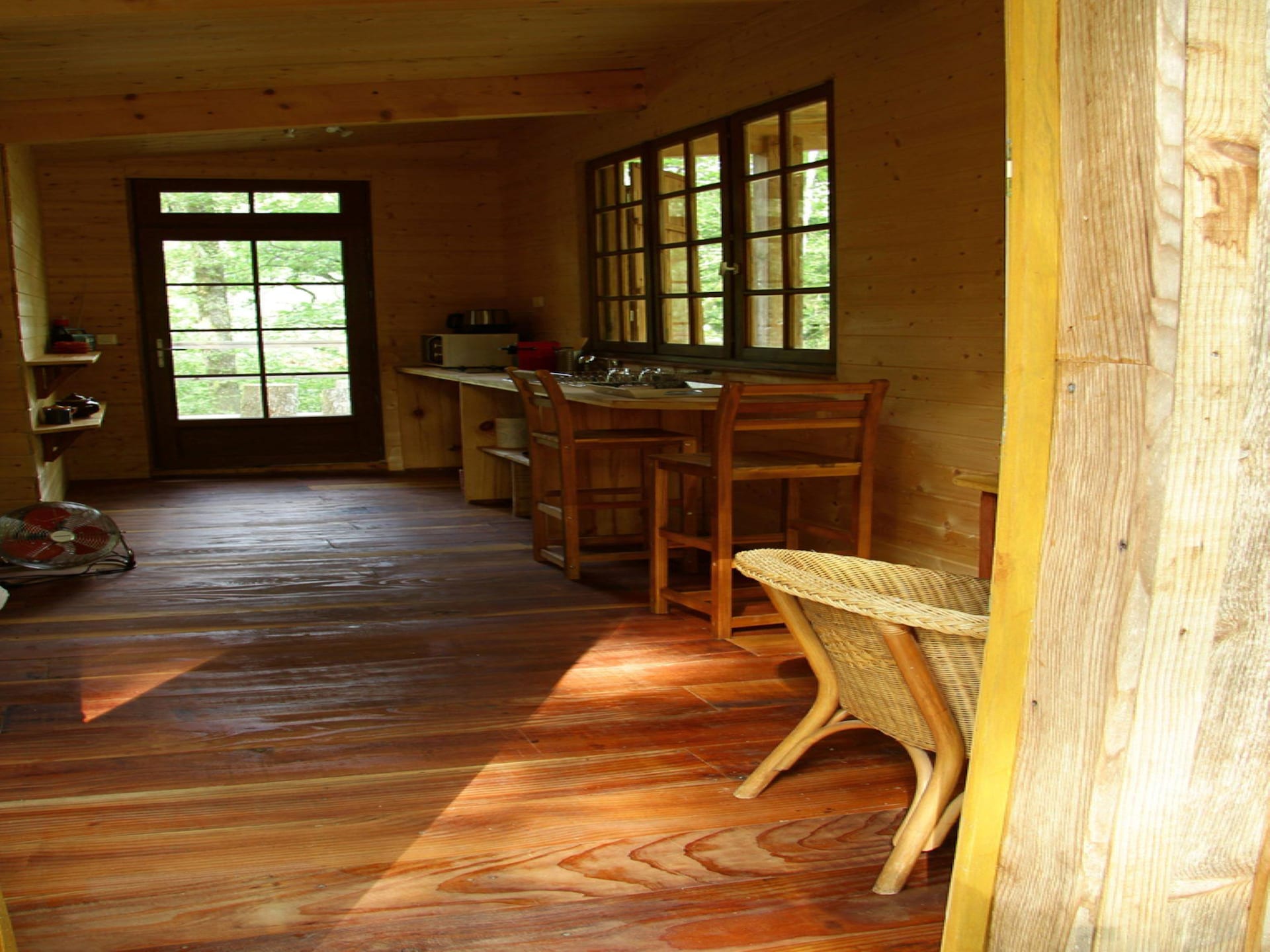 Unieke Sequoia Wood Ecolodge in het bos van Sos - foto 4