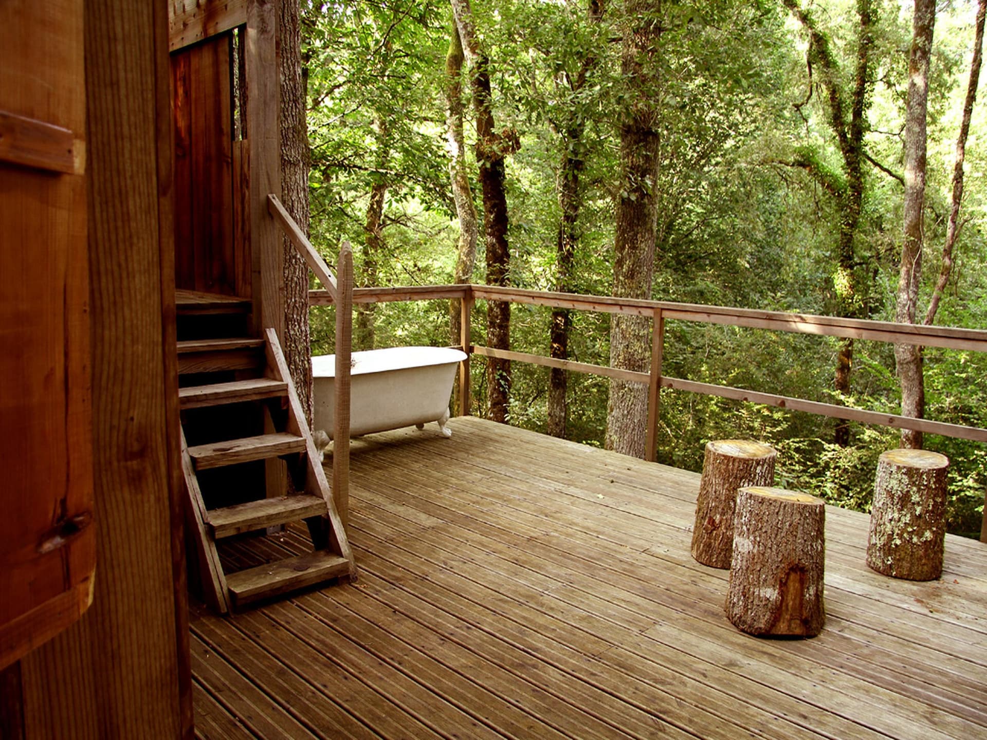 Unieke Sequoia Wood Ecolodge in het bos van Sos - foto 36