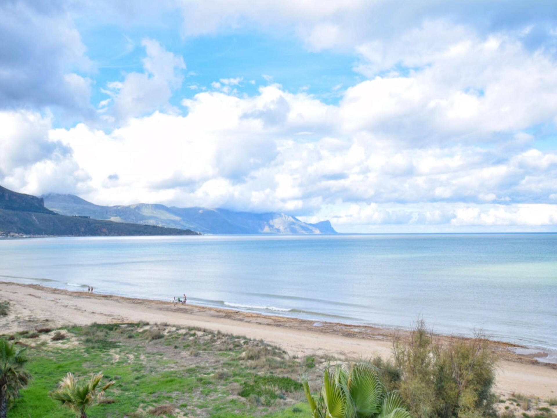 Appartement aan zee met panoramisch balkon in Alcamo, 80m van het strand - foto 12