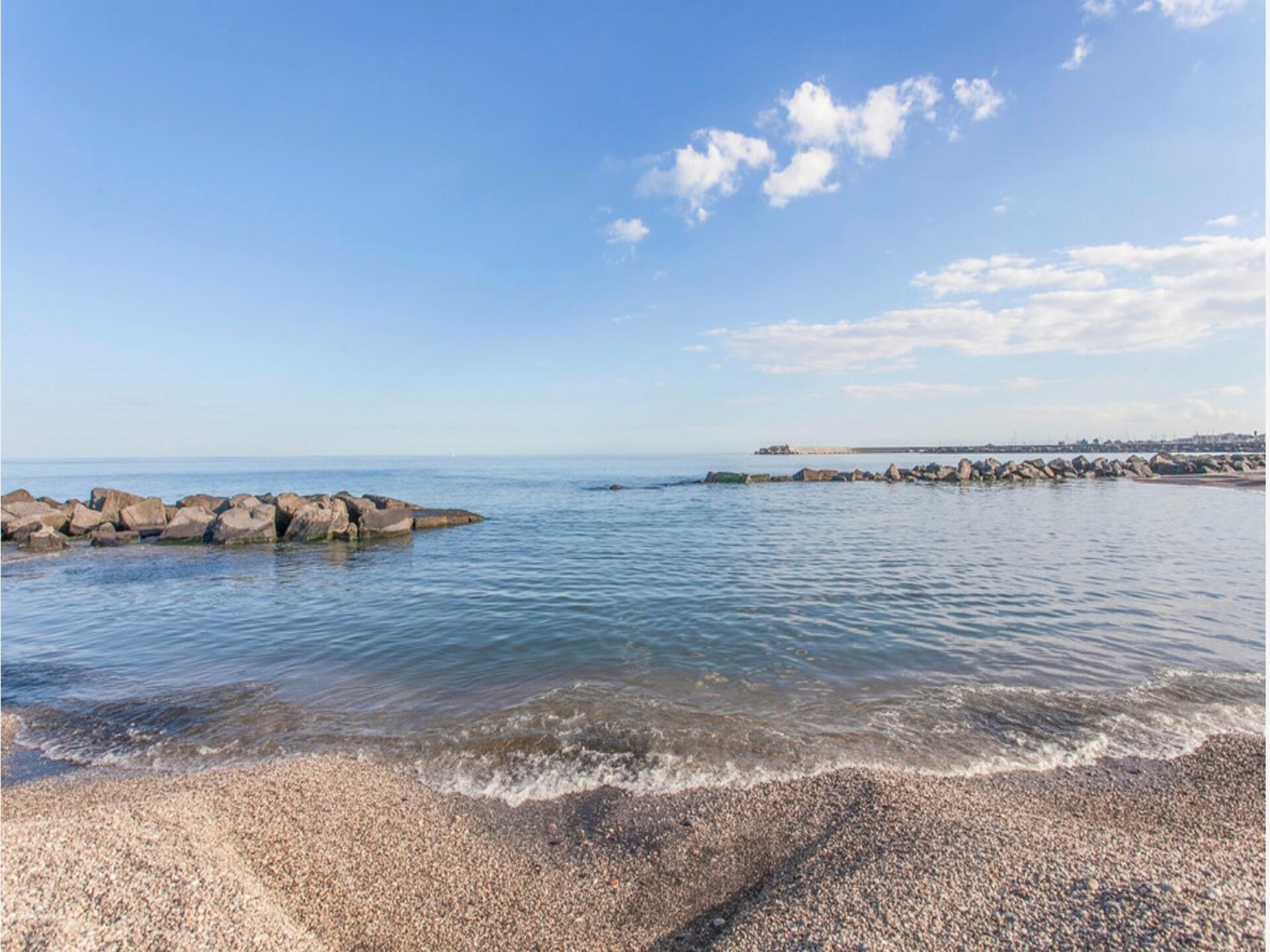 Appartement aan zee met panoramisch balkon in Alcamo, 80m van het strand - foto 13