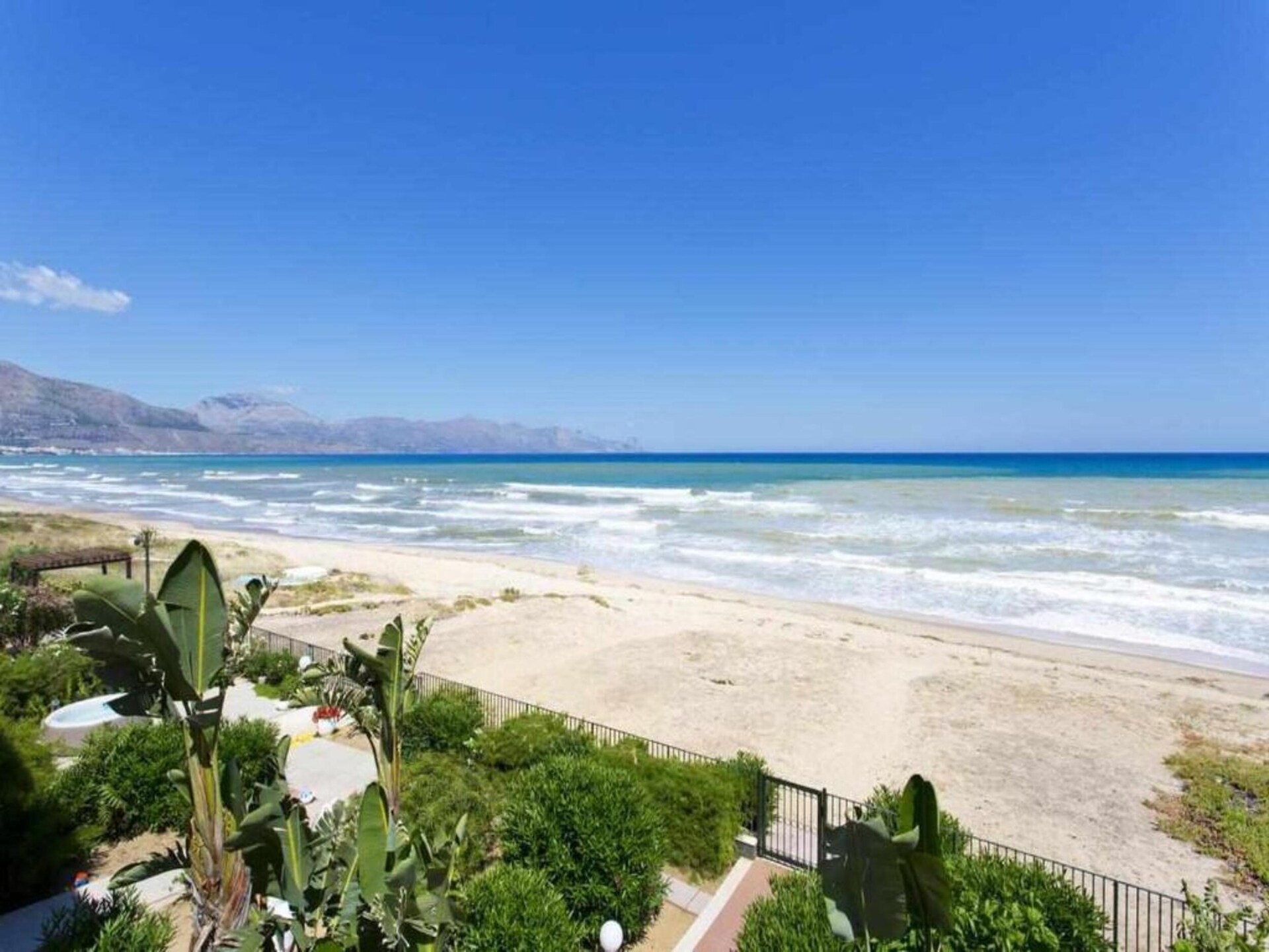 Appartement aan zee met panoramisch balkon in Alcamo, 80m van het strand - foto 18