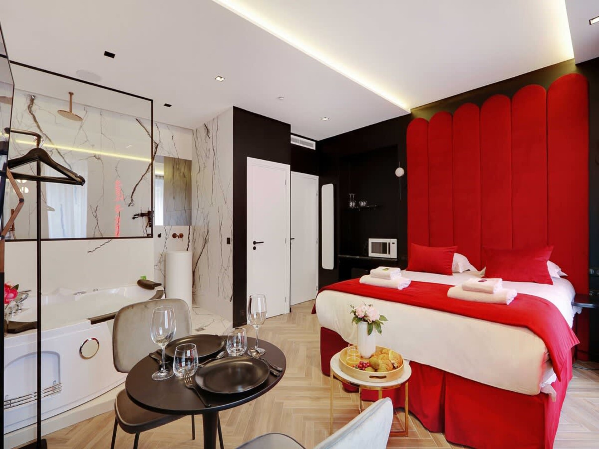 Romantische suite met jacuzzi in hartje Parijs, vlakbij Le Marais - foto 7