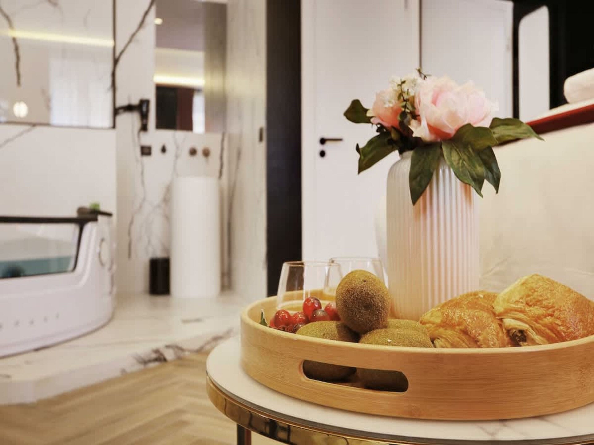 Romantische suite met jacuzzi in hartje Parijs, vlakbij Le Marais - foto 11