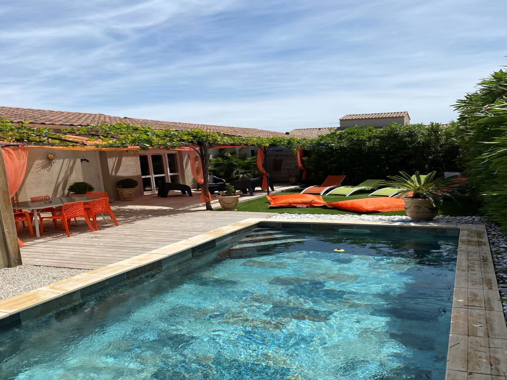 Villa La Treille: charmante villa met zwembad in Tavel, Provence - foto 1