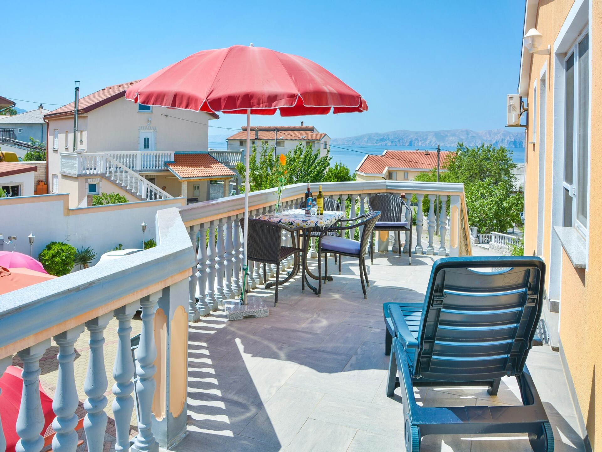 Op 500 m van zee: Compact appartement Niko 3 in Senj - foto 5