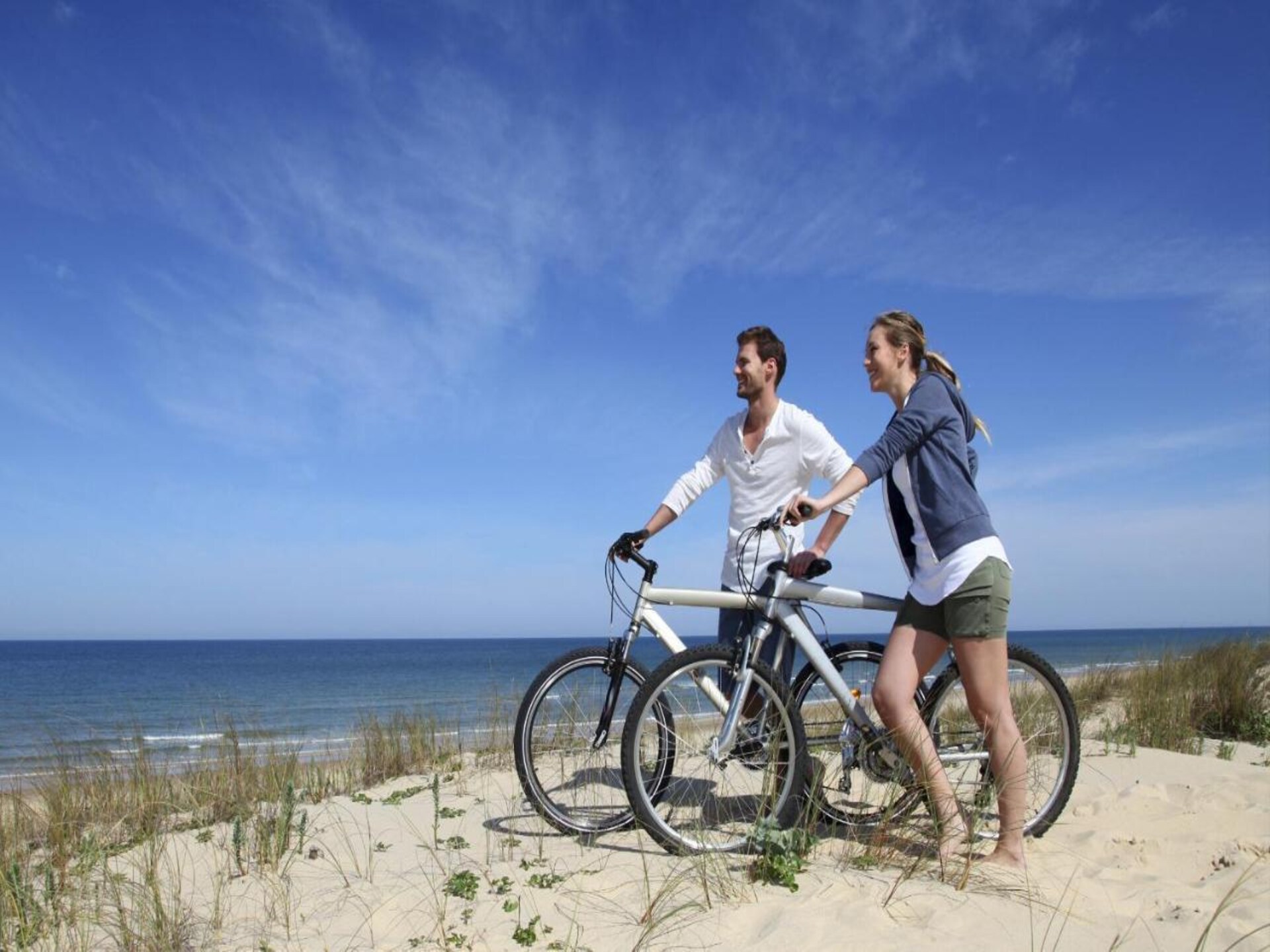Vrijstaand bakstenen huisje nabij Oostzeestrand Darłowo met zwembad - foto 24