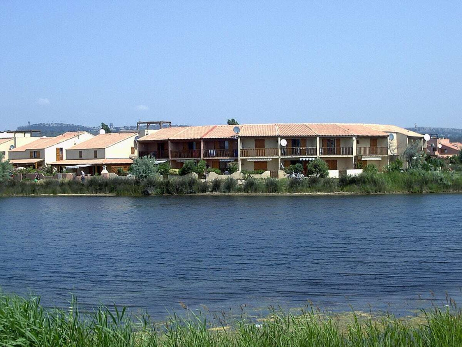 Zonnig vakantiehuis aan de lagune met zwembad in Gruissan - foto 13