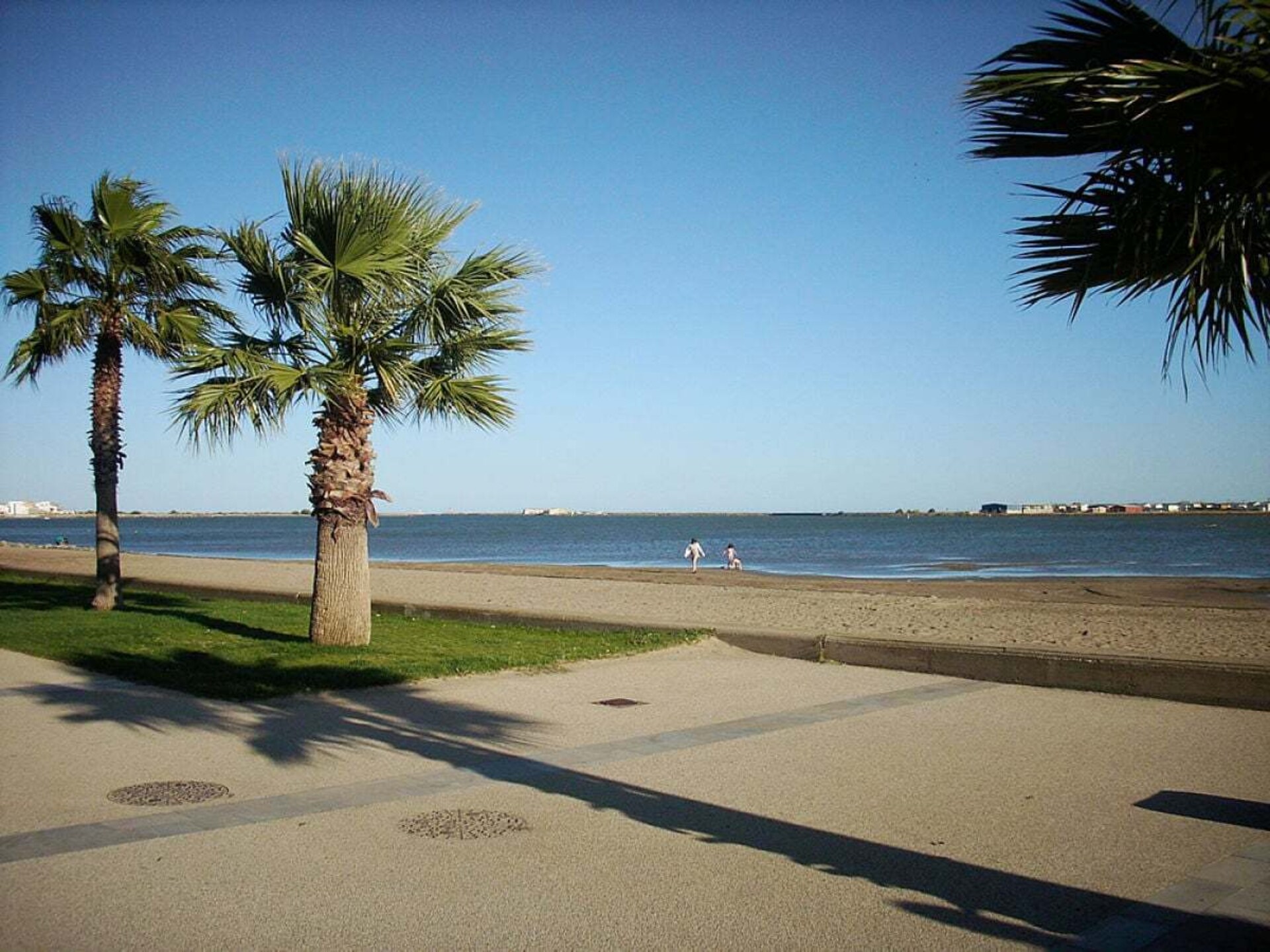 Zonnig vakantiehuis aan de lagune met zwembad in Gruissan - foto 16