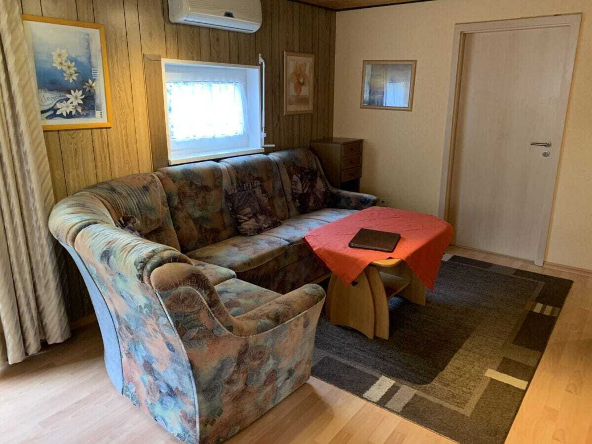 Ruim vakantiehuis met serre en garage in Rheinböllen, 2 km van centrum - foto 11