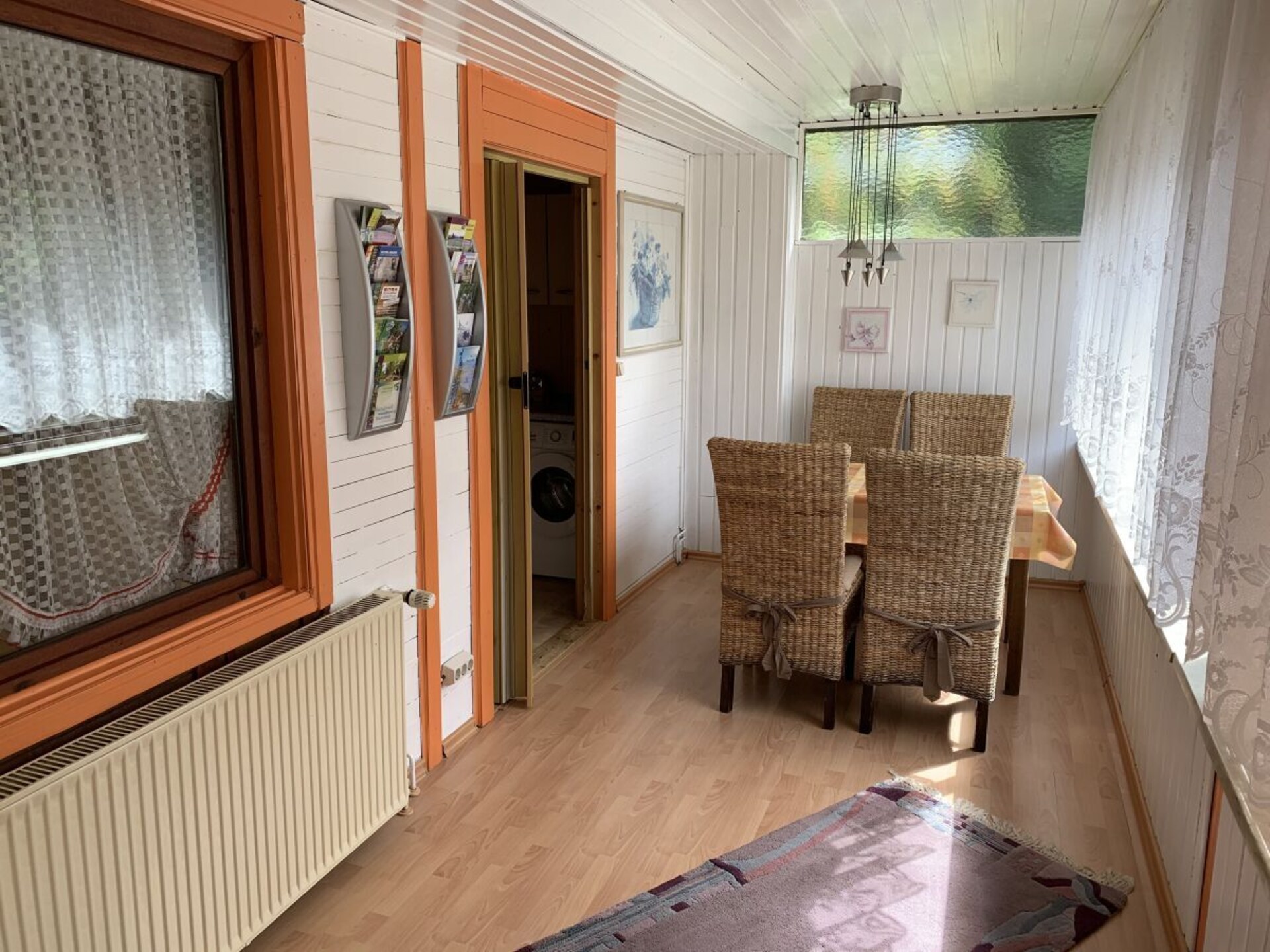 Ruim vakantiehuis met serre en garage in Rheinböllen, 2 km van centrum - foto 14