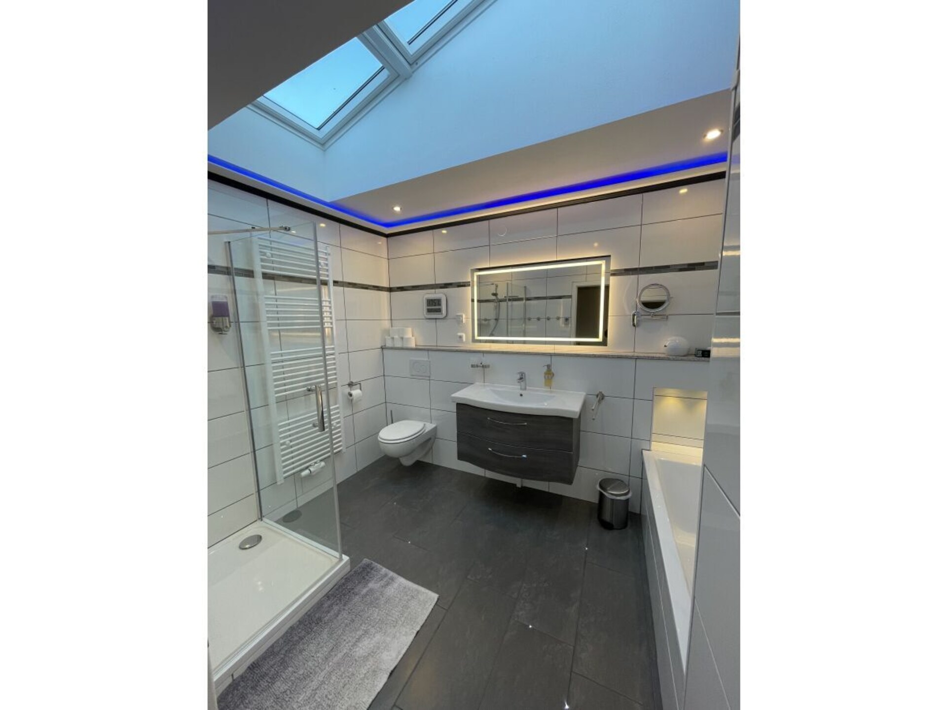 Luxe vakantiehuis met privé-sauna en whirlpool in Rheinböllen - foto 26
