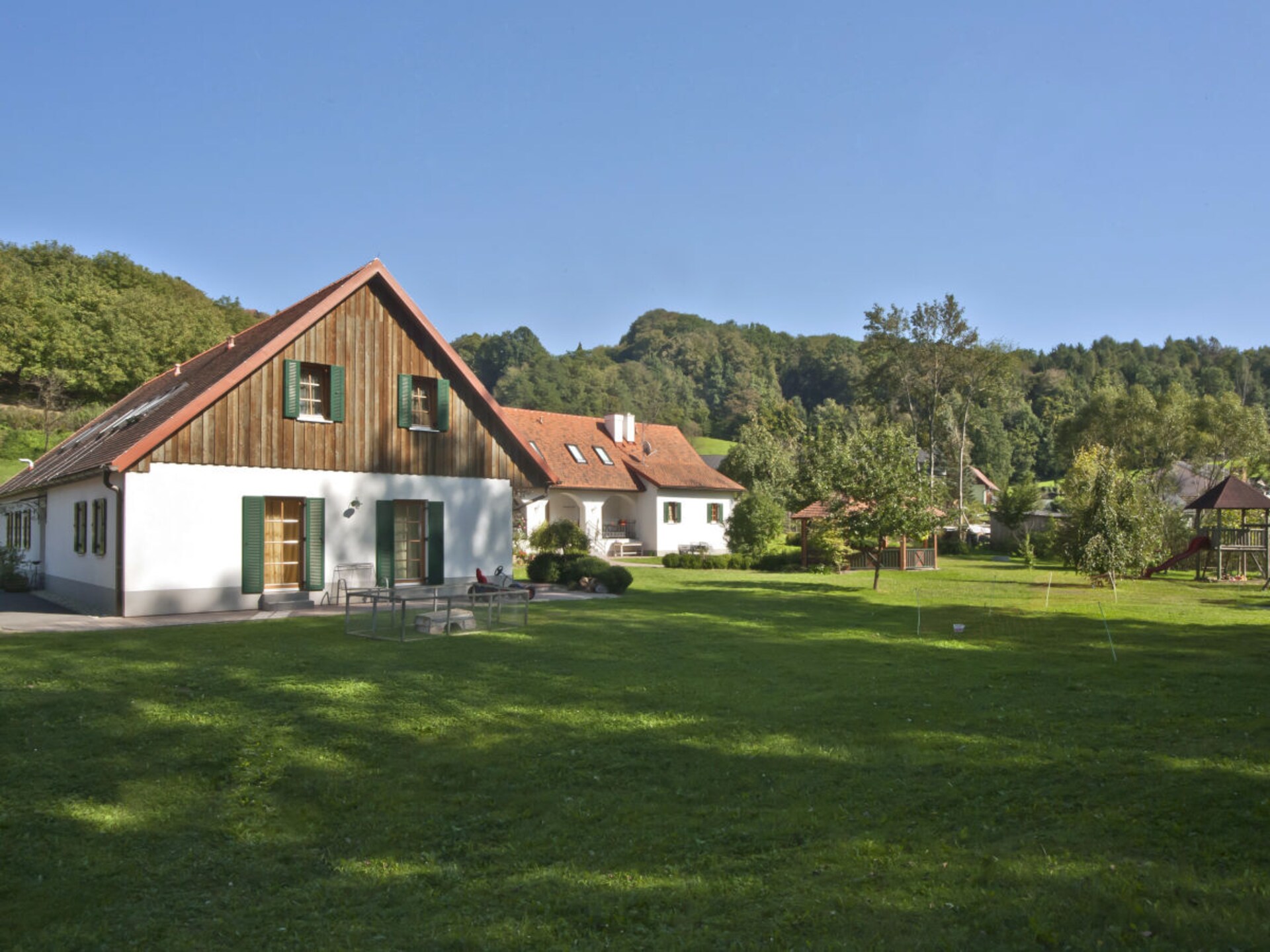 Modern vakantiehuis met privésauna tussen de wijngaarden in Fehring - foto 18