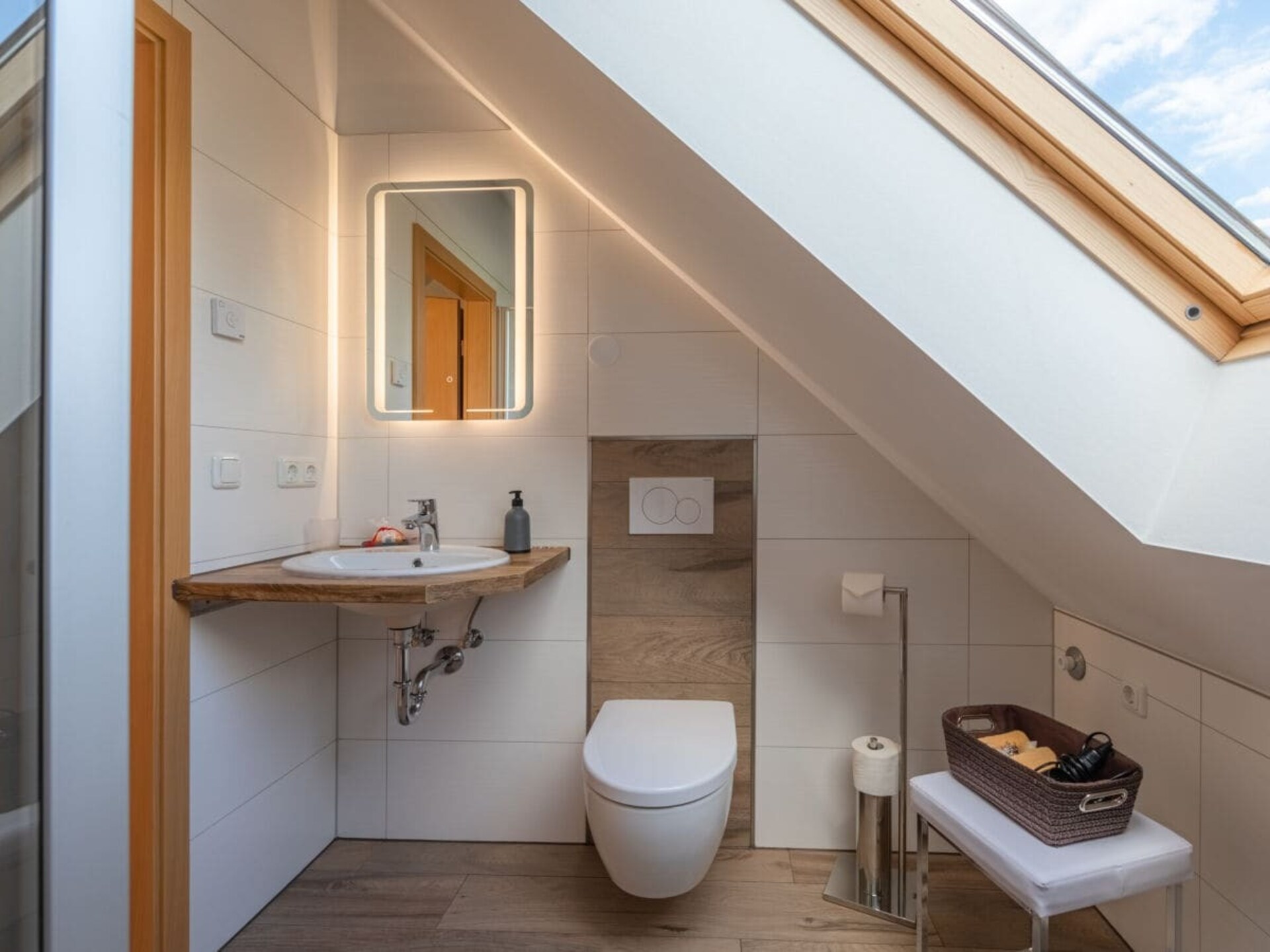 Licht modern appartement met vrij uitzicht op de natuur bij Waren - foto 20